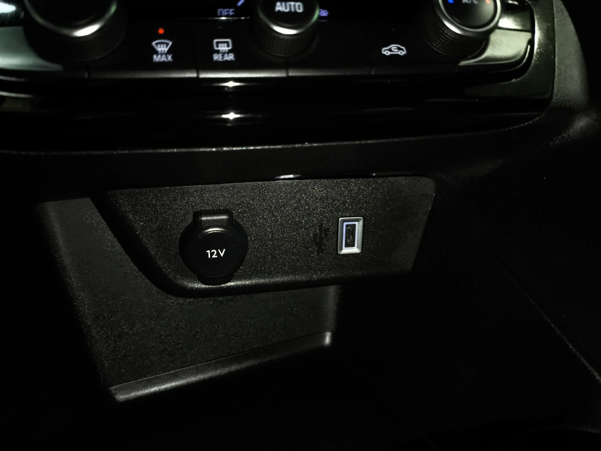 Opel Corsa 1.2T XHL Hybrid GS Auto 74 kW (100 CV) - Foto 21