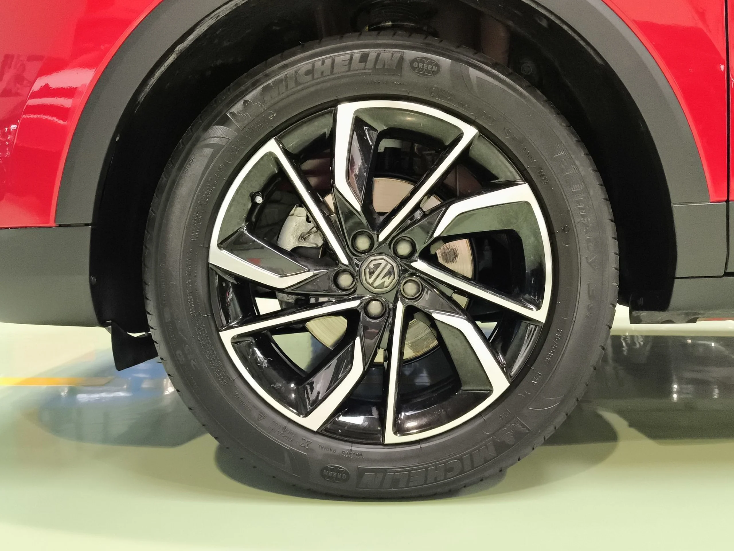 MG ZS 1.0T Luxury Auto 82 kW (111 CV) - Foto 7