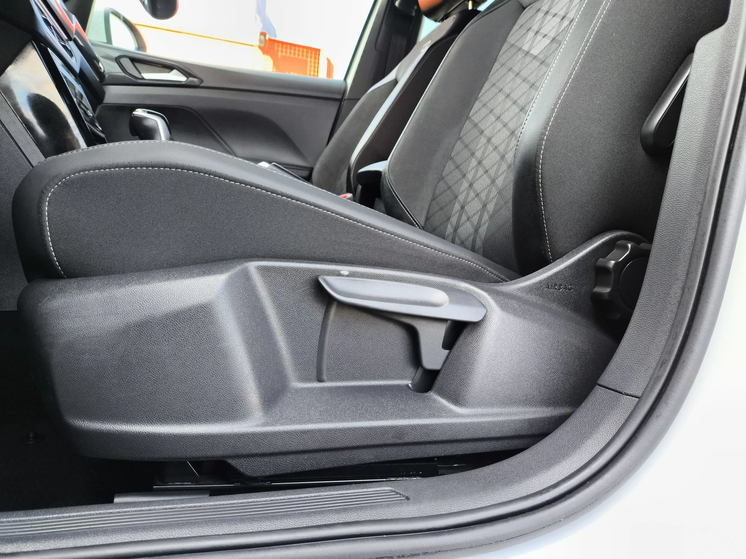 Volkswagen T-Cross R-Line 1.5 TSI 110 kW (150 CV) DSG - Foto 9