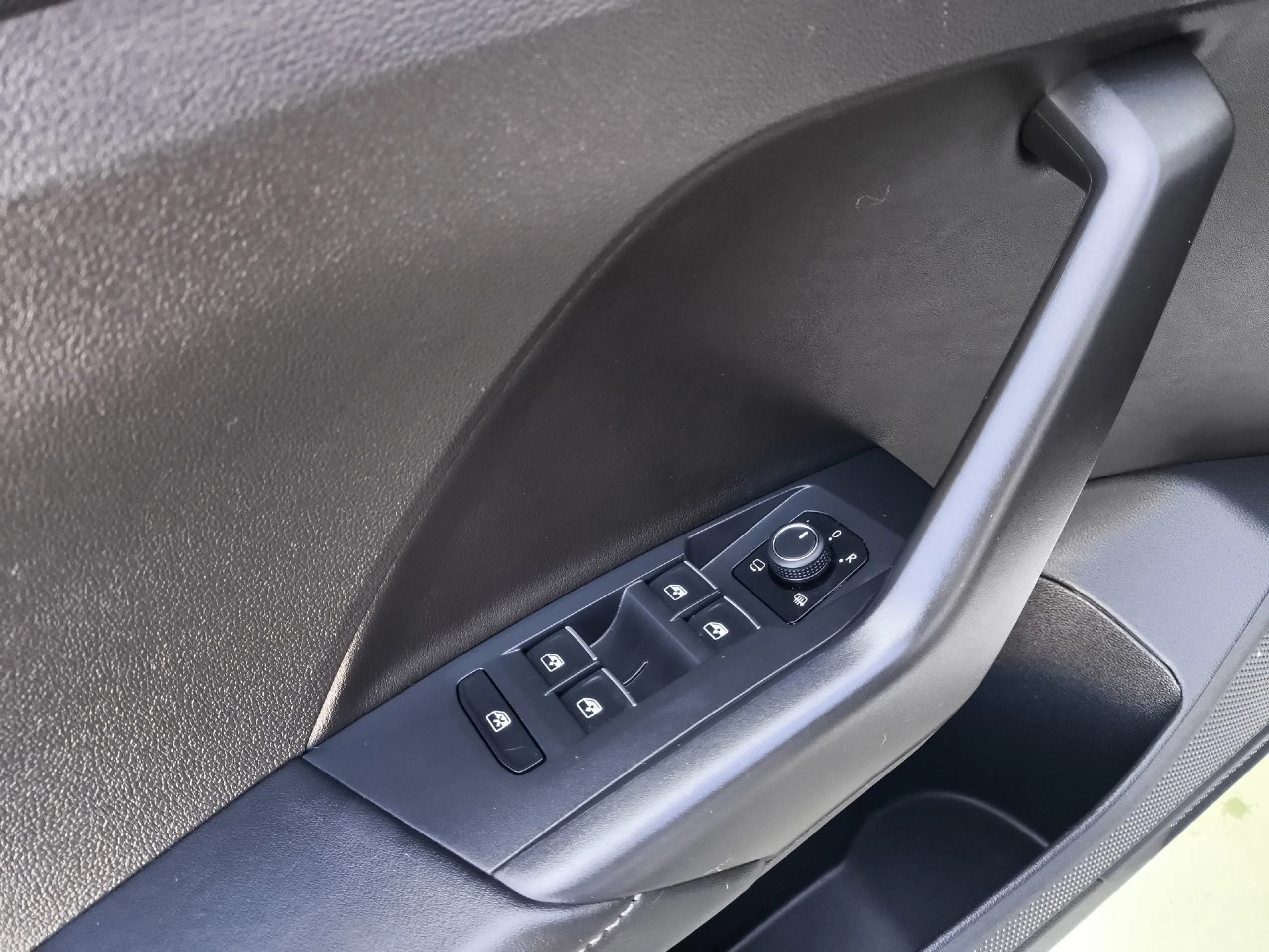 Volkswagen T-Cross R-Line 1.5 TSI 110 kW (150 CV) DSG - Foto 10