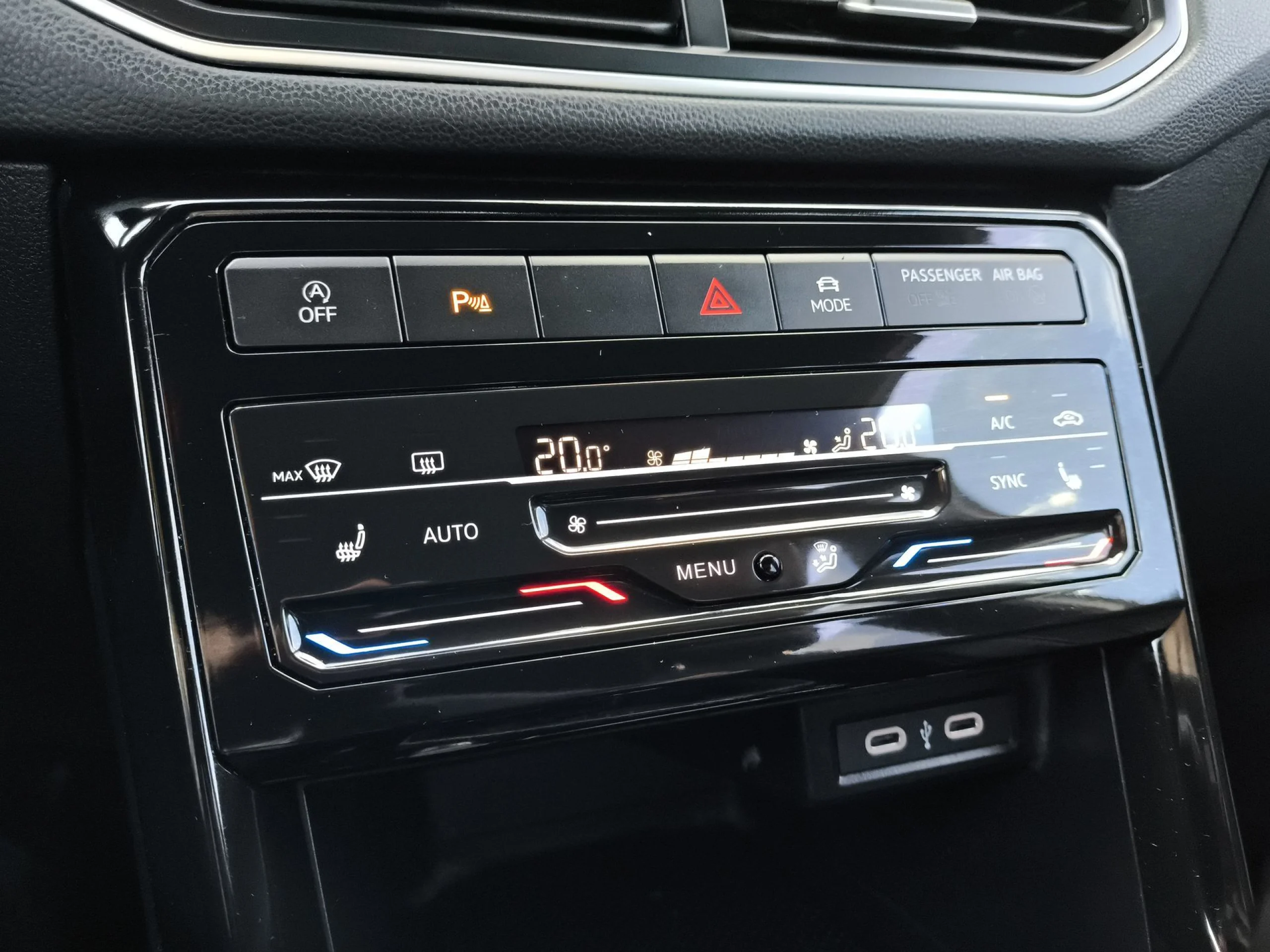 Volkswagen T-Cross R-Line 1.5 TSI 110 kW (150 CV) DSG - Foto 18