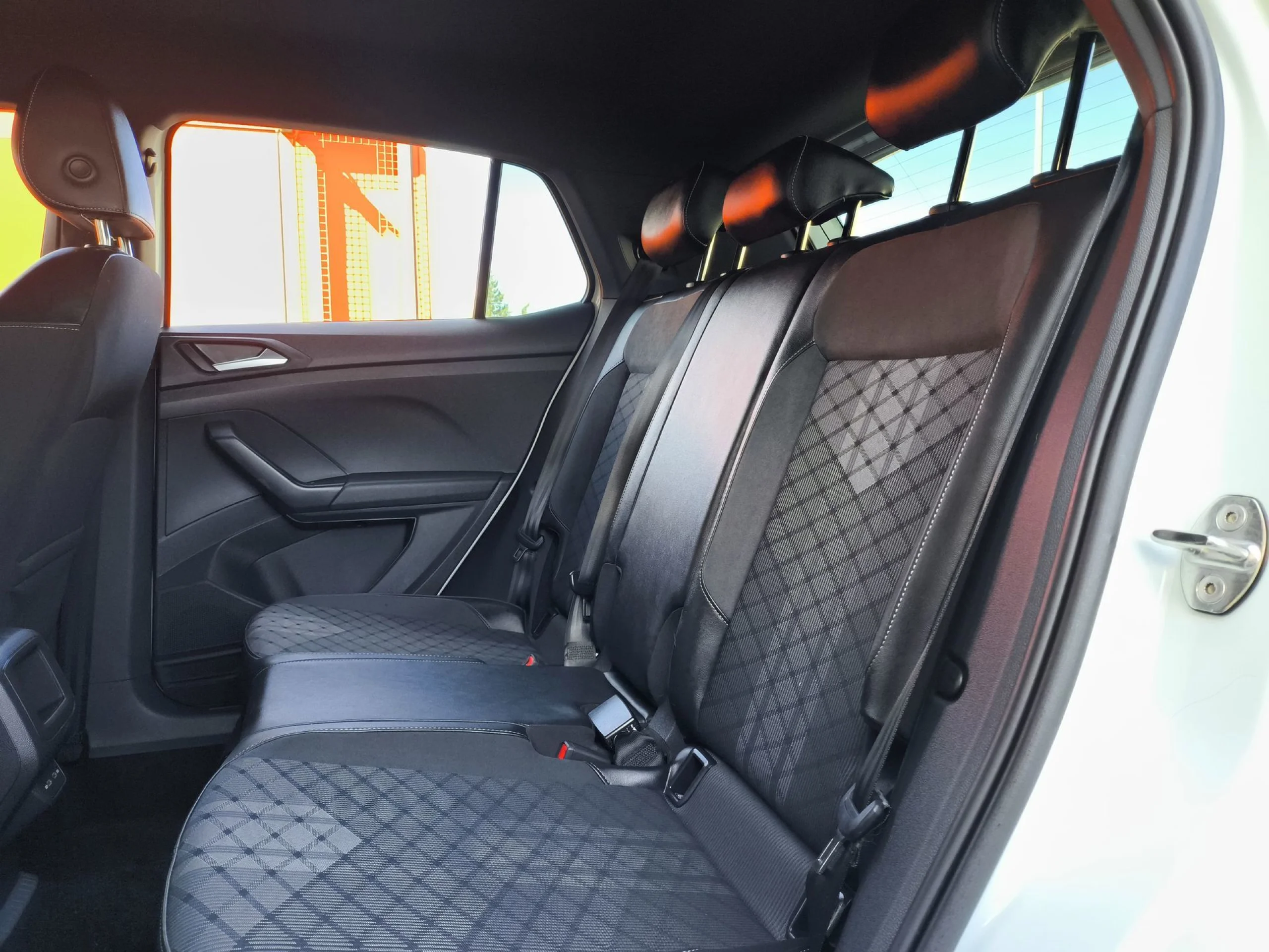 Volkswagen T-Cross R-Line 1.5 TSI 110 kW (150 CV) DSG - Foto 21