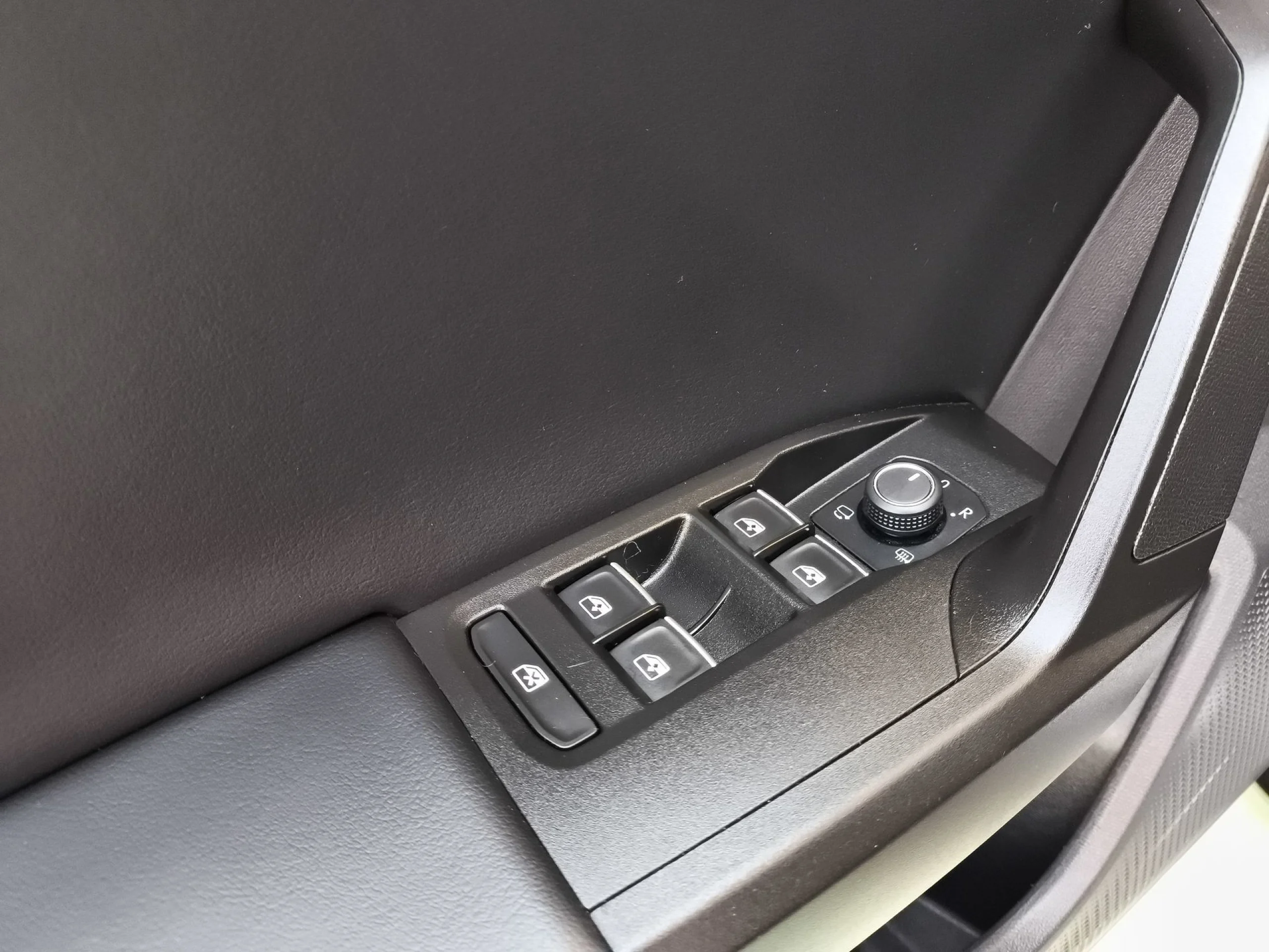 Seat León 2.0 TDI SANDS FR Go L DSG 110 kW (150 CV) - Foto 10