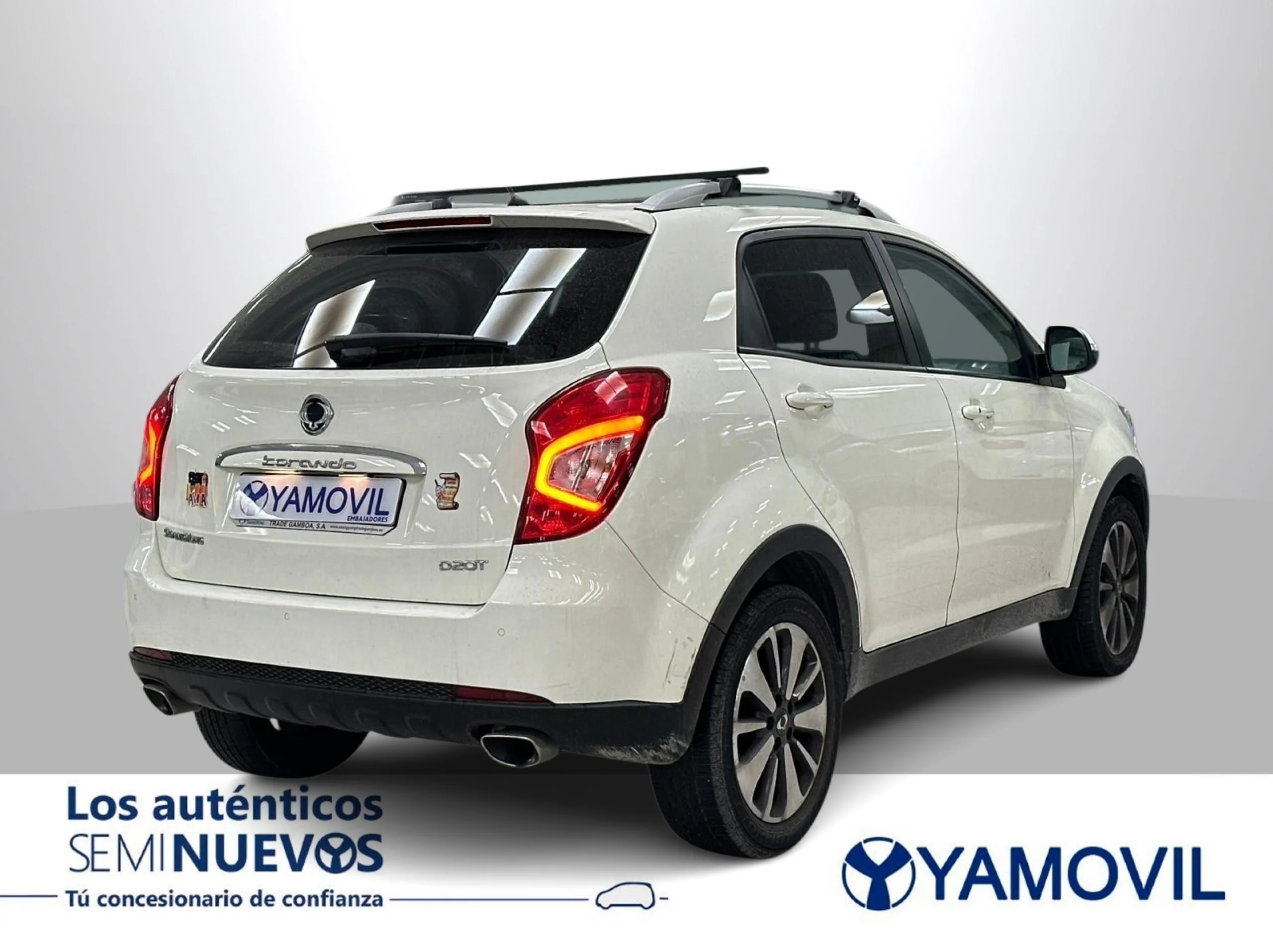 SsangYong Korando D20T Limited 4x2 Auto 129 kW (175 CV) - Foto 2