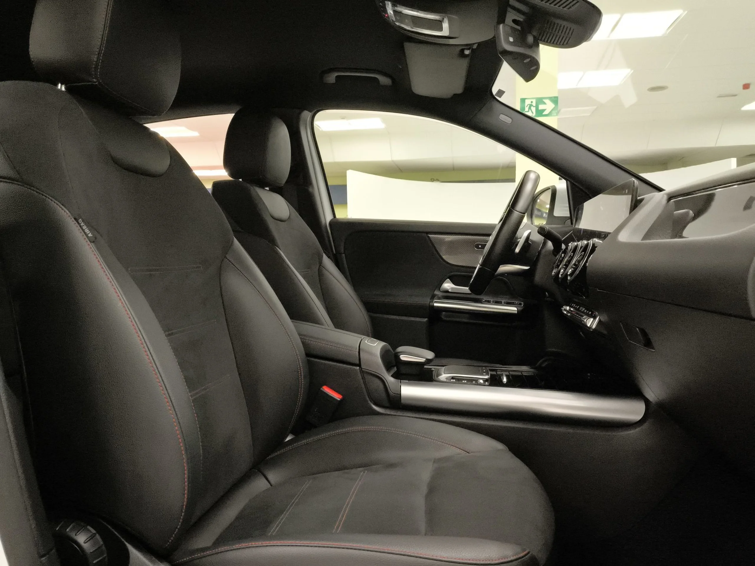 Mercedes-Benz GLA 200 120 kW (163 CV) - Foto 21