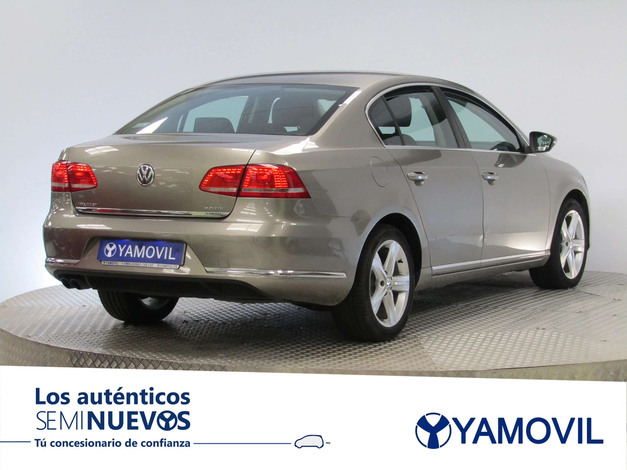 Volkswagen Passat 2.0 TDI EXCLUSIVE - Foto 6