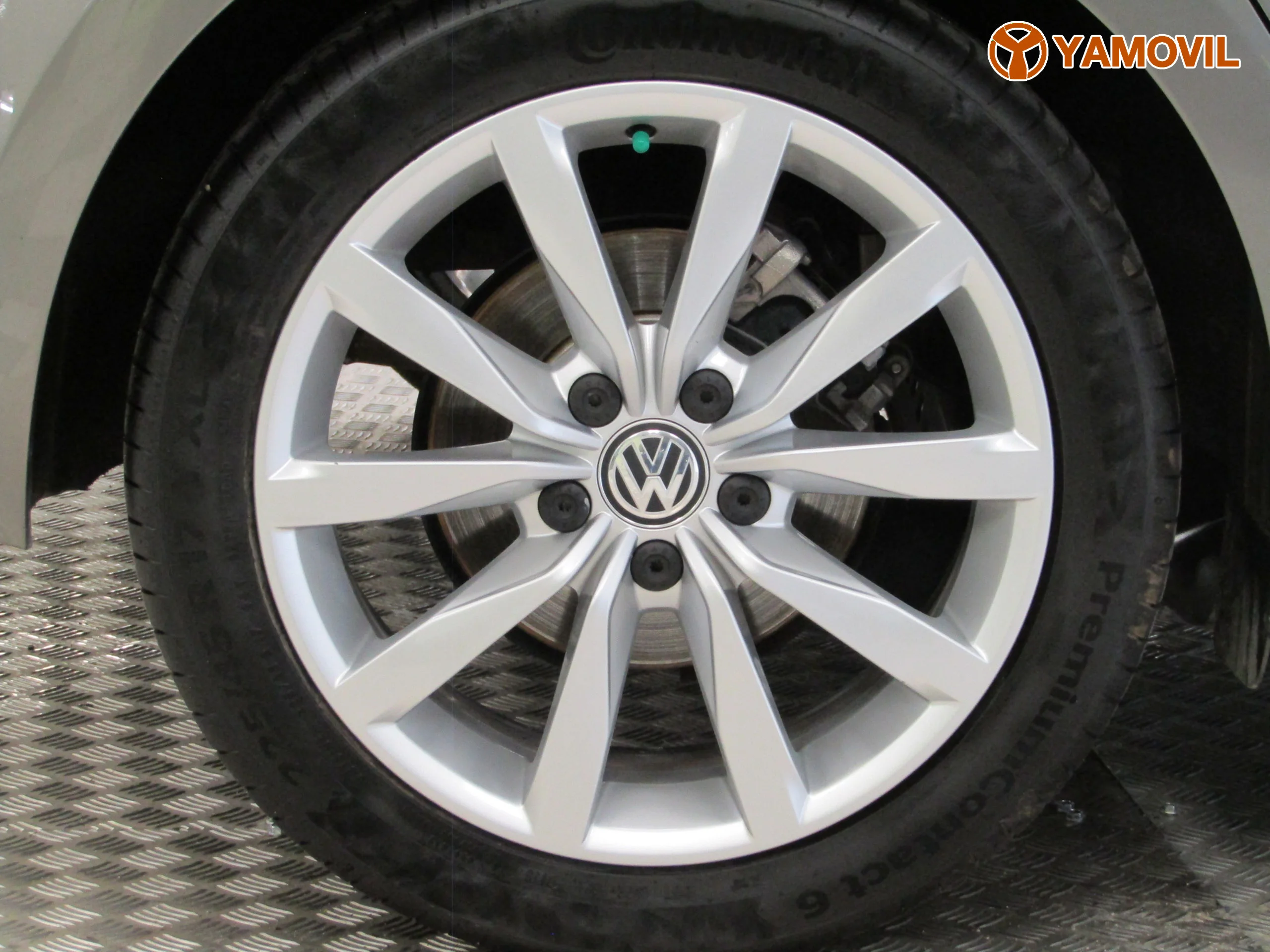Volkswagen Golf 1.6 TDI 105CV SPORT 5P - Foto 8
