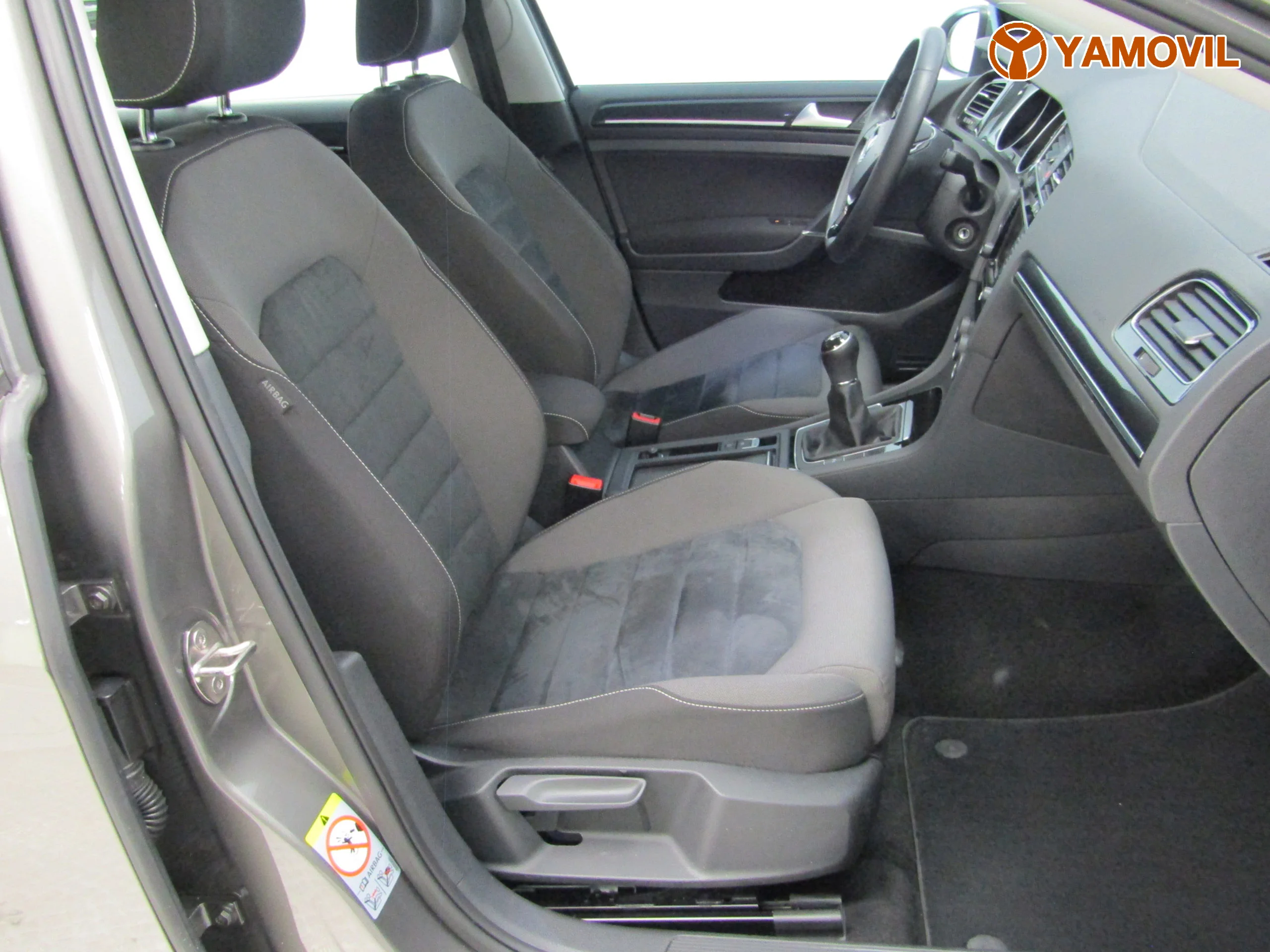 Volkswagen Golf 1.6 TDI 105CV SPORT 5P - Foto 12