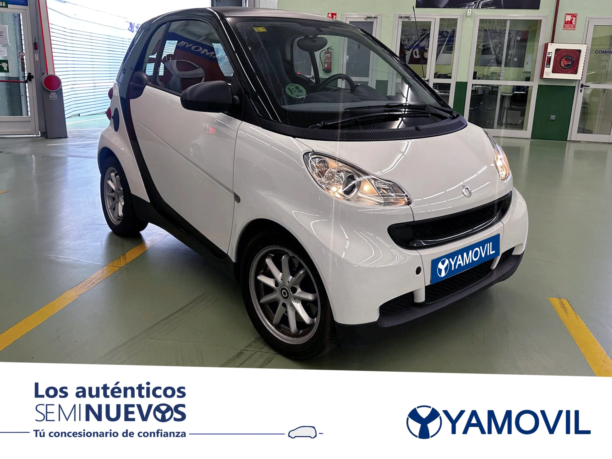 Smart ForTwo Coupe 45 mhd Pure 45 kW (61 CV) - Foto 3
