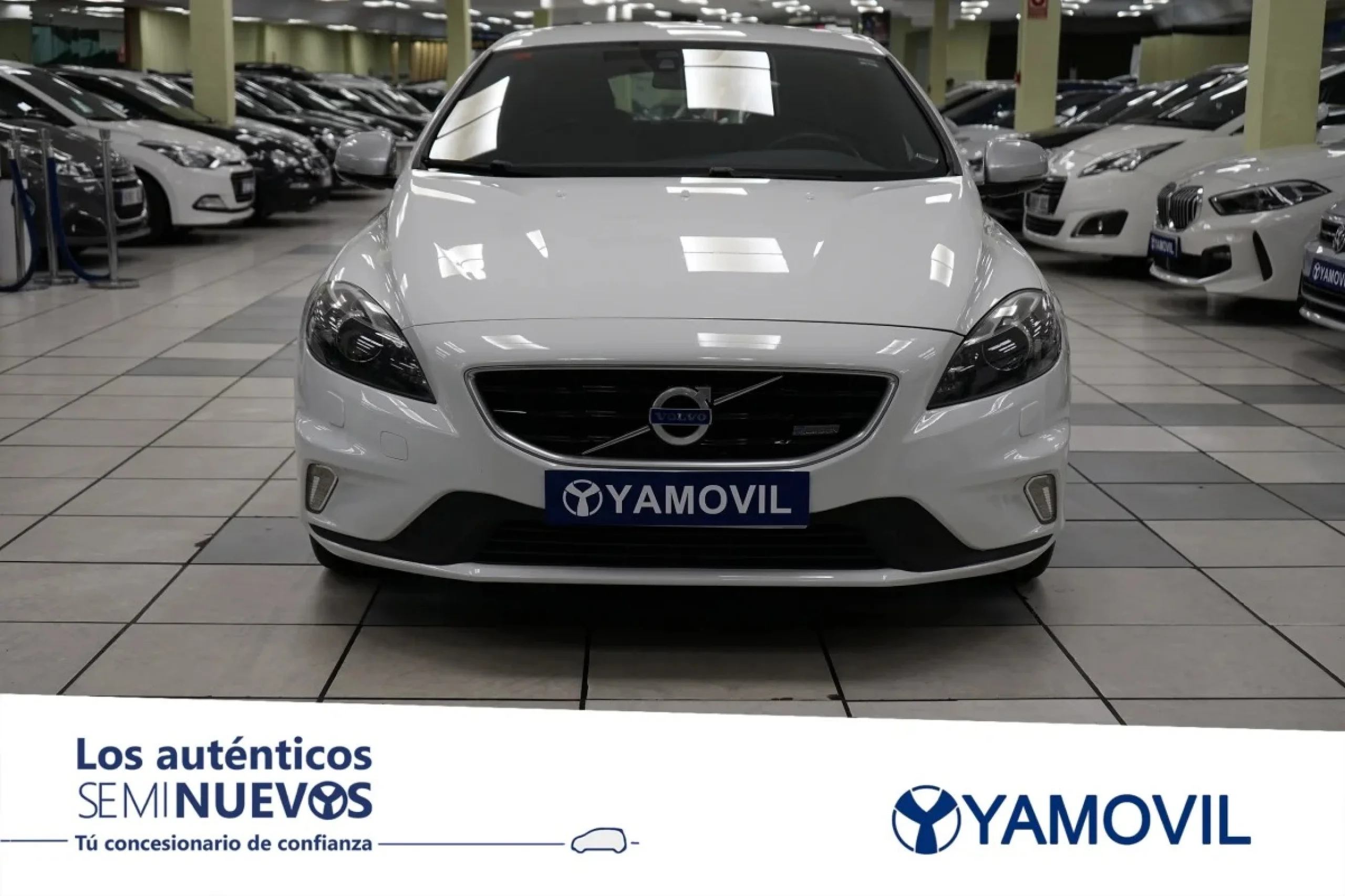 Volvo V40 D2 R-Design Momentum Auto 85 kW (115 CV) - Foto 2