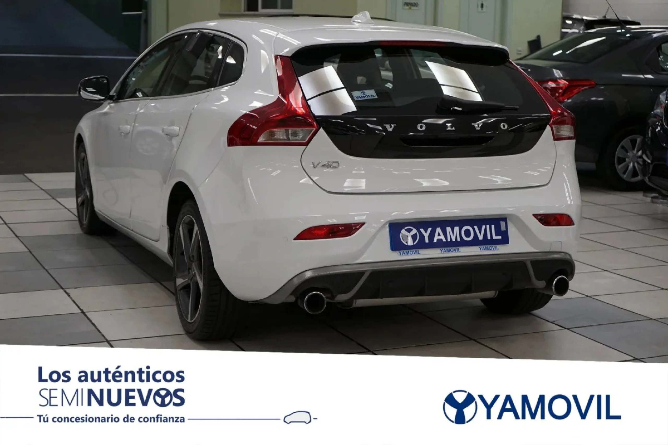 Volvo V40 D2 R-Design Momentum Auto 85 kW (115 CV) - Foto 6