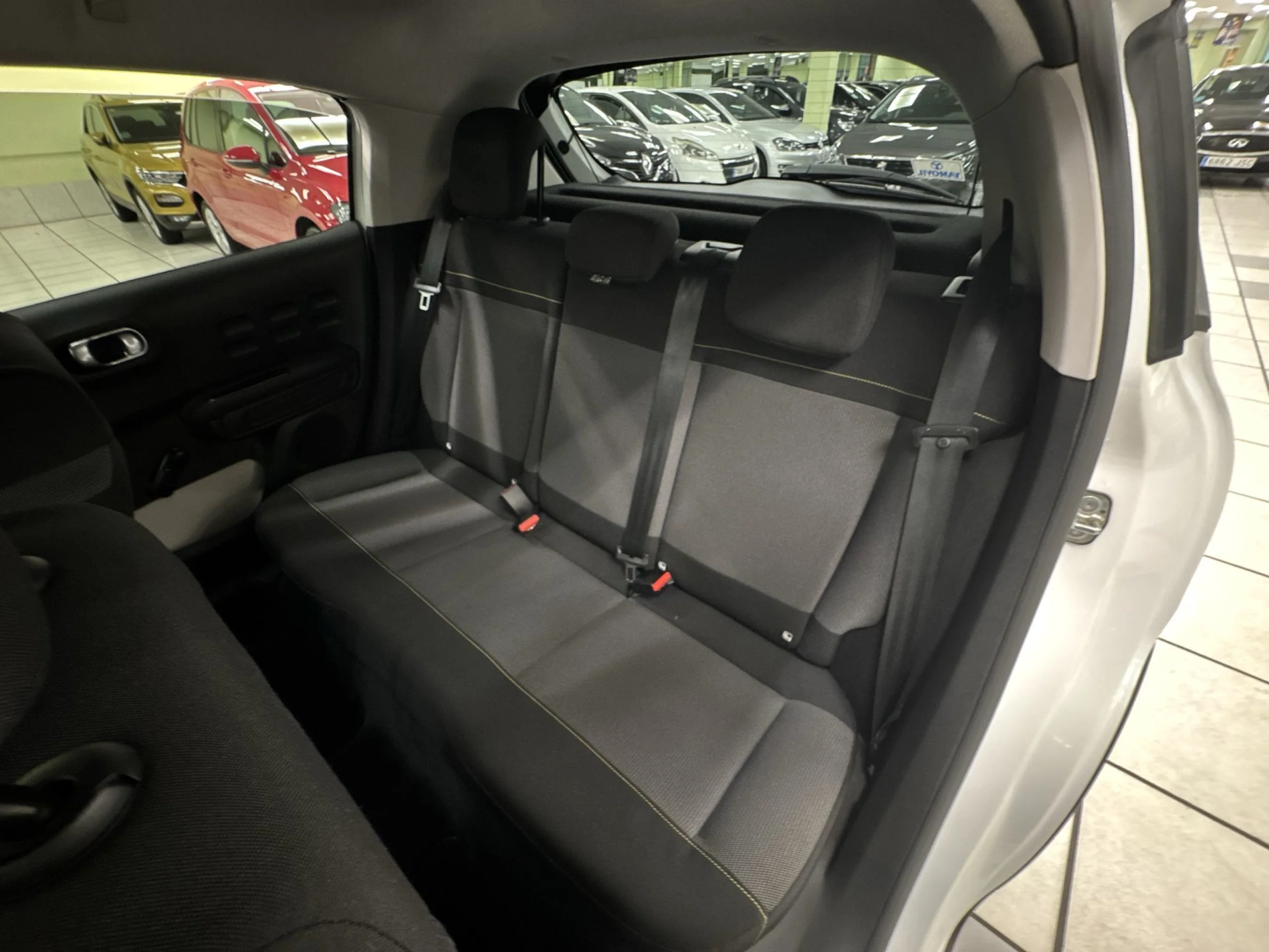 Citroen C3 PureTech 82 C-Series 61 kW (83 CV) - Foto 18