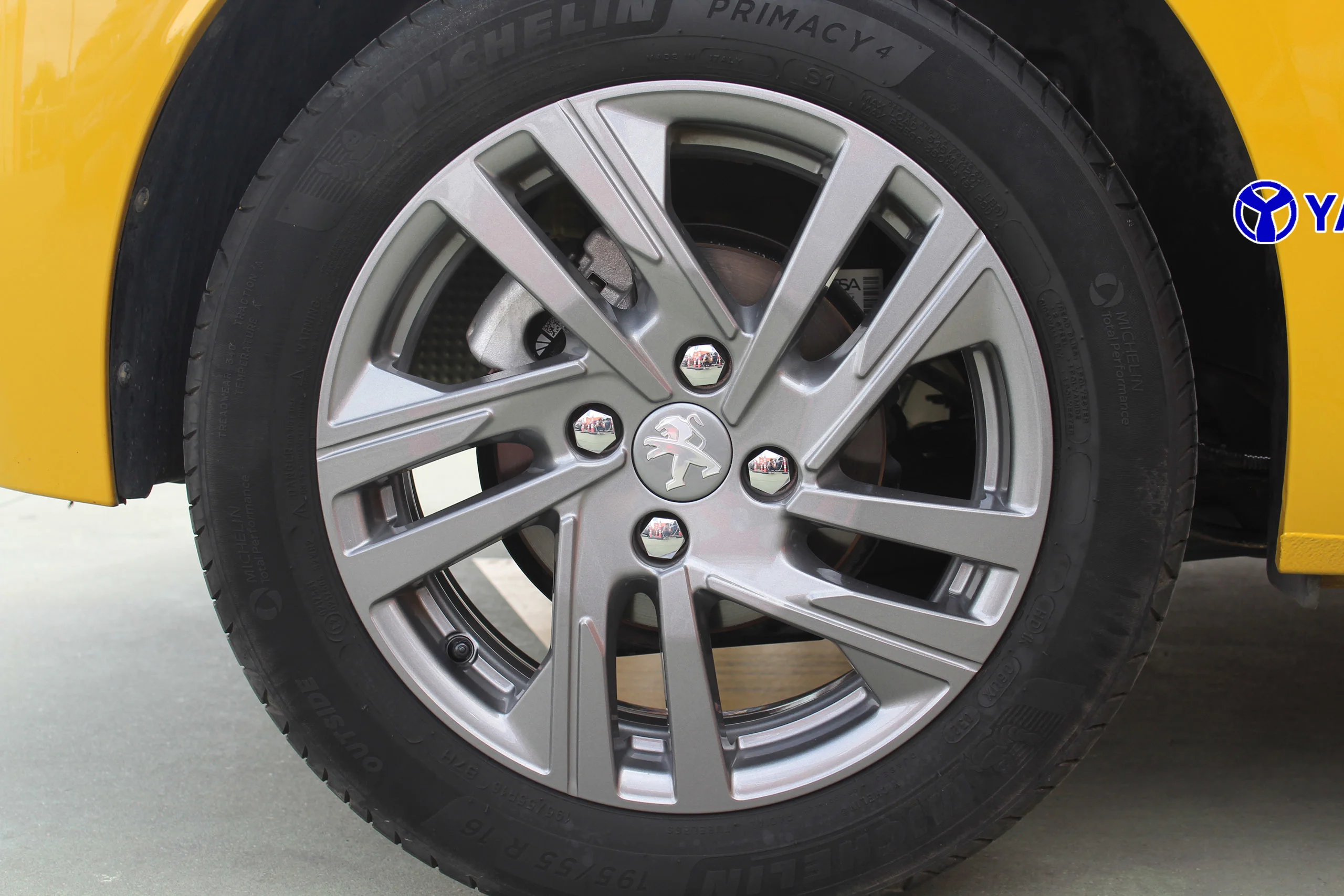 Peugeot 208 PureTech 100 Active Pack 75 kW (100 CV) - Foto 10