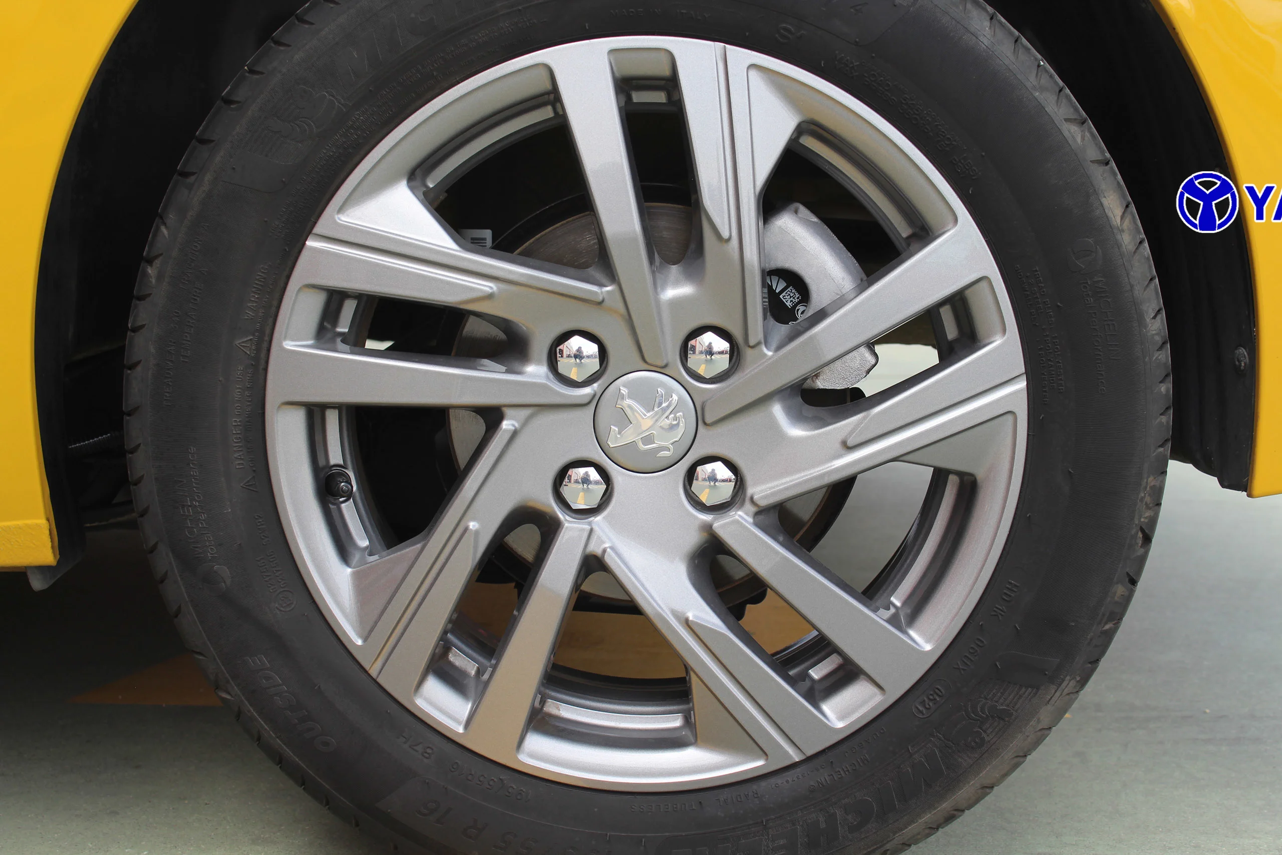 Peugeot 208 PureTech 100 Active Pack 75 kW (100 CV) - Foto 11