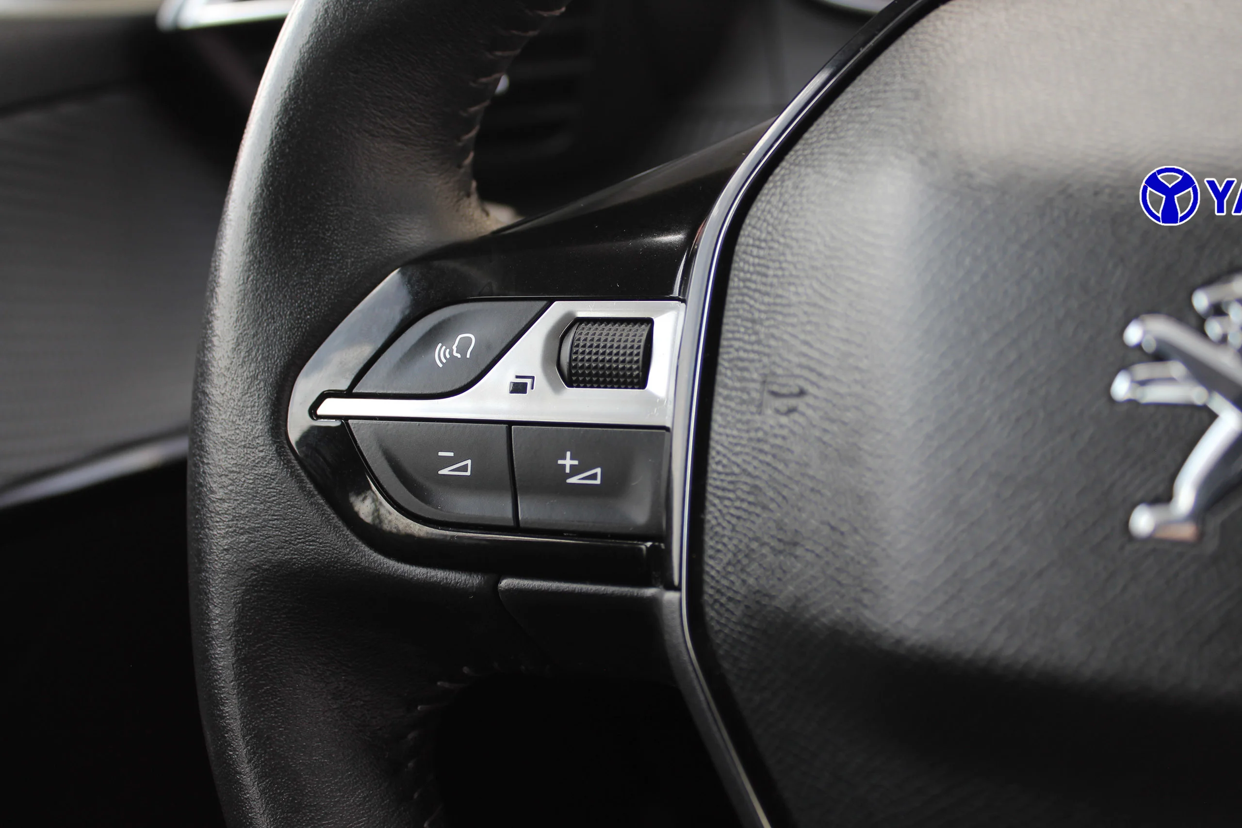 Peugeot 208 PureTech 100 Active Pack 75 kW (100 CV) - Foto 19