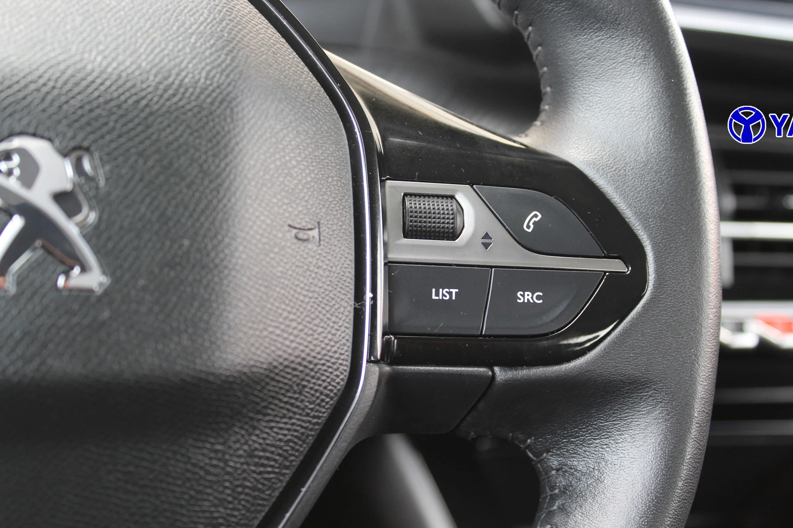 Peugeot 208 PureTech 100 Active Pack 75 kW (100 CV) - Foto 20