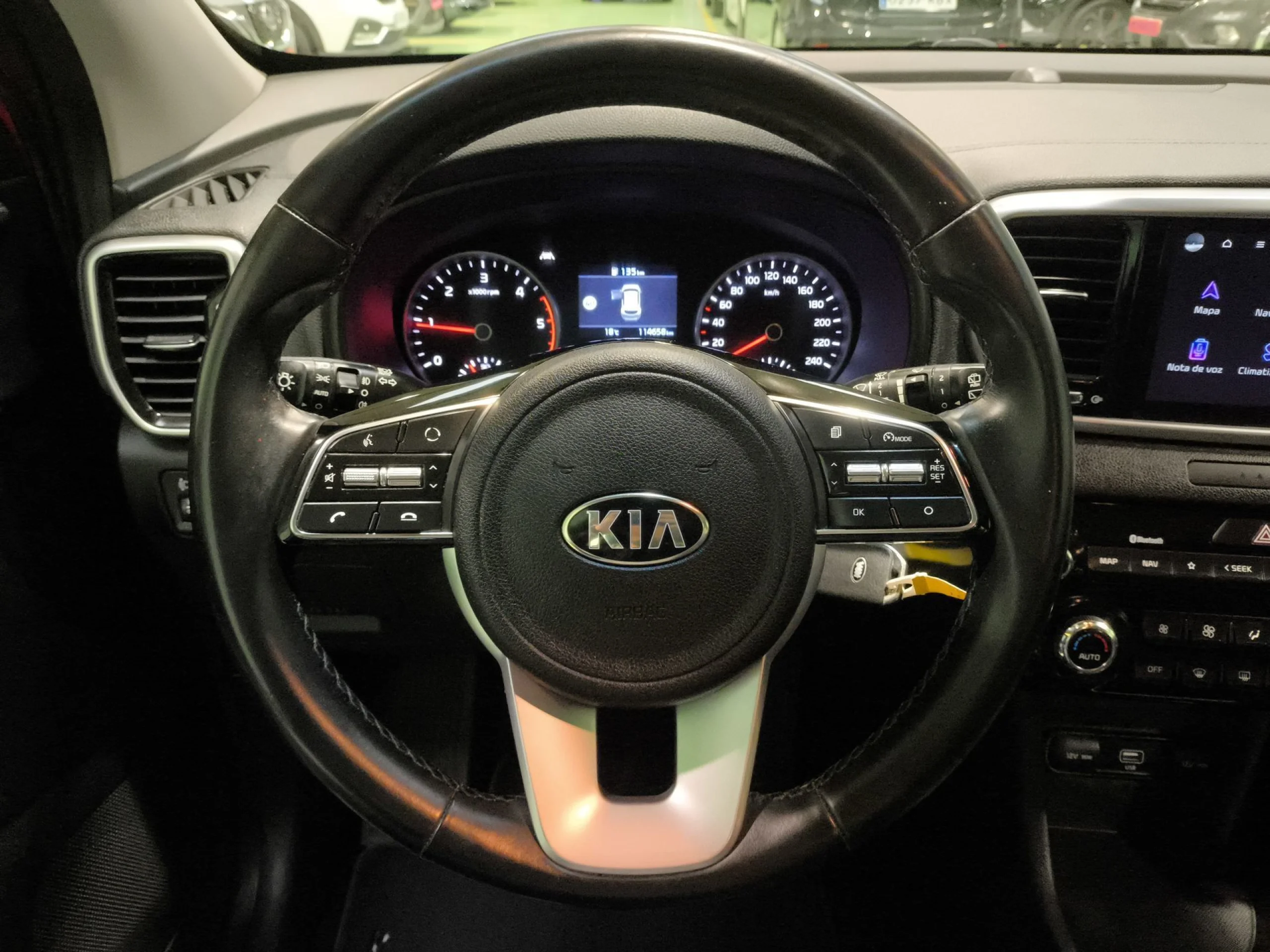 Kia Sportage 1.6 MHEV Black Edition 100 kW (136 CV) - Foto 13