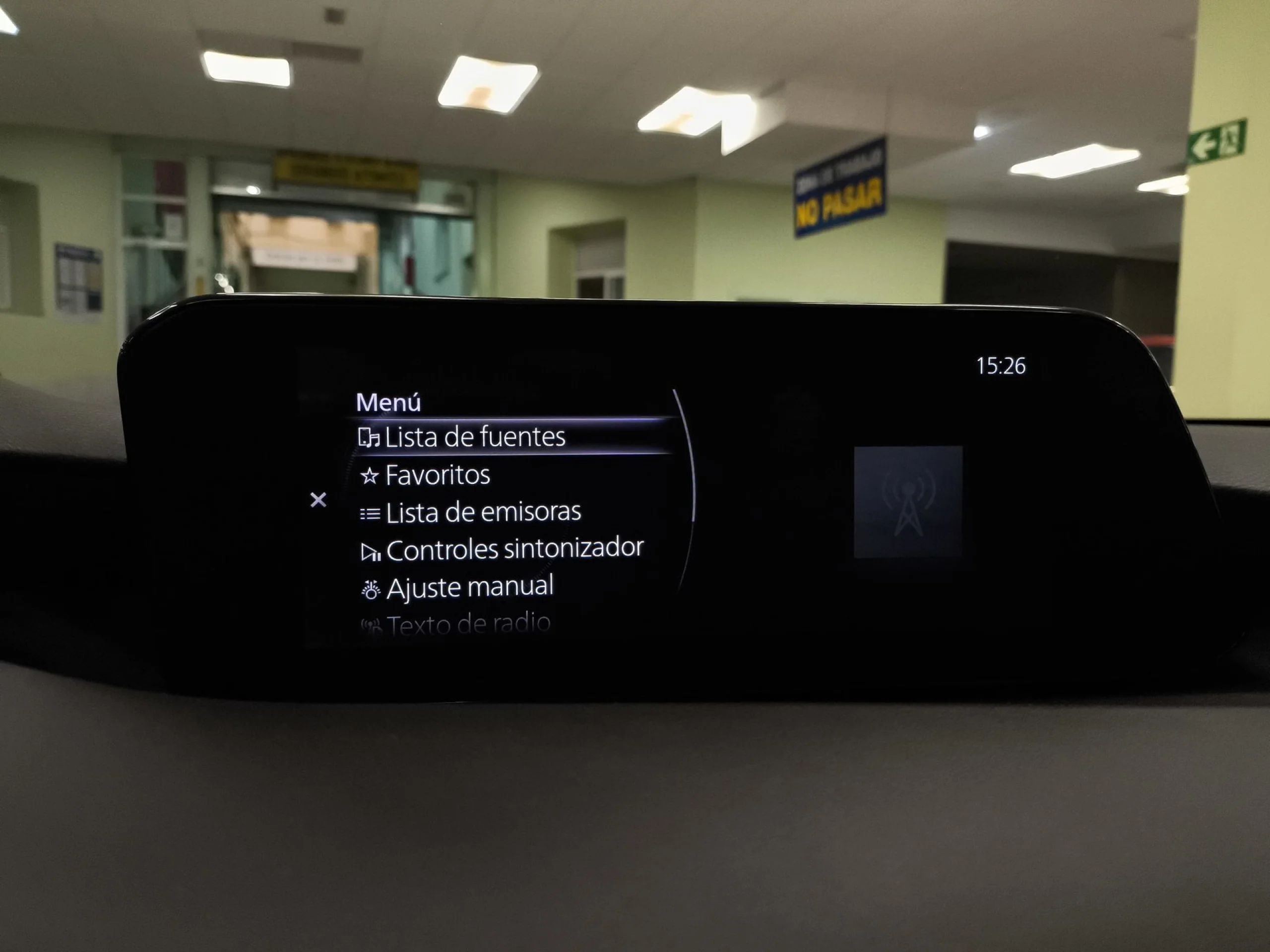 Mazda Mazda 3 2.0 SKYACTIV-G Zenith AT 89 kW (122 CV) - Foto 14