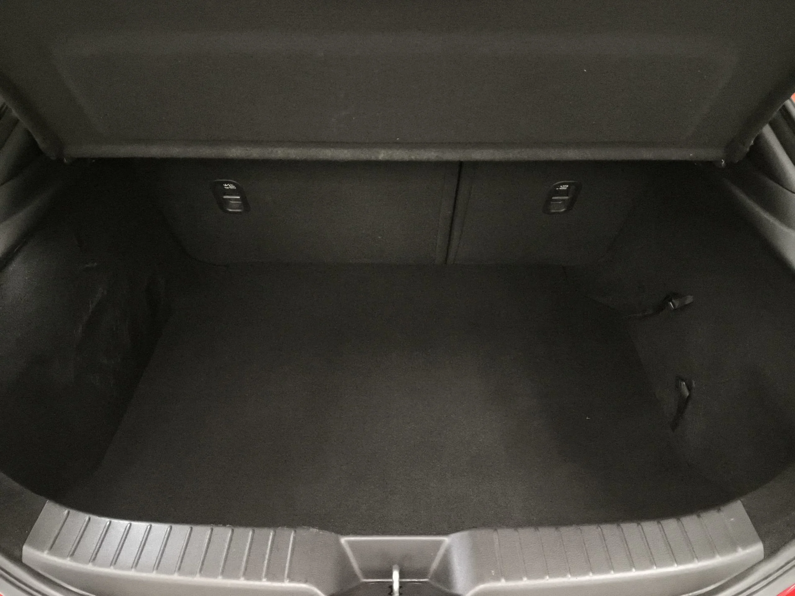 Mazda Mazda 3 2.0 SKYACTIV-G Zenith AT 89 kW (122 CV) - Foto 23