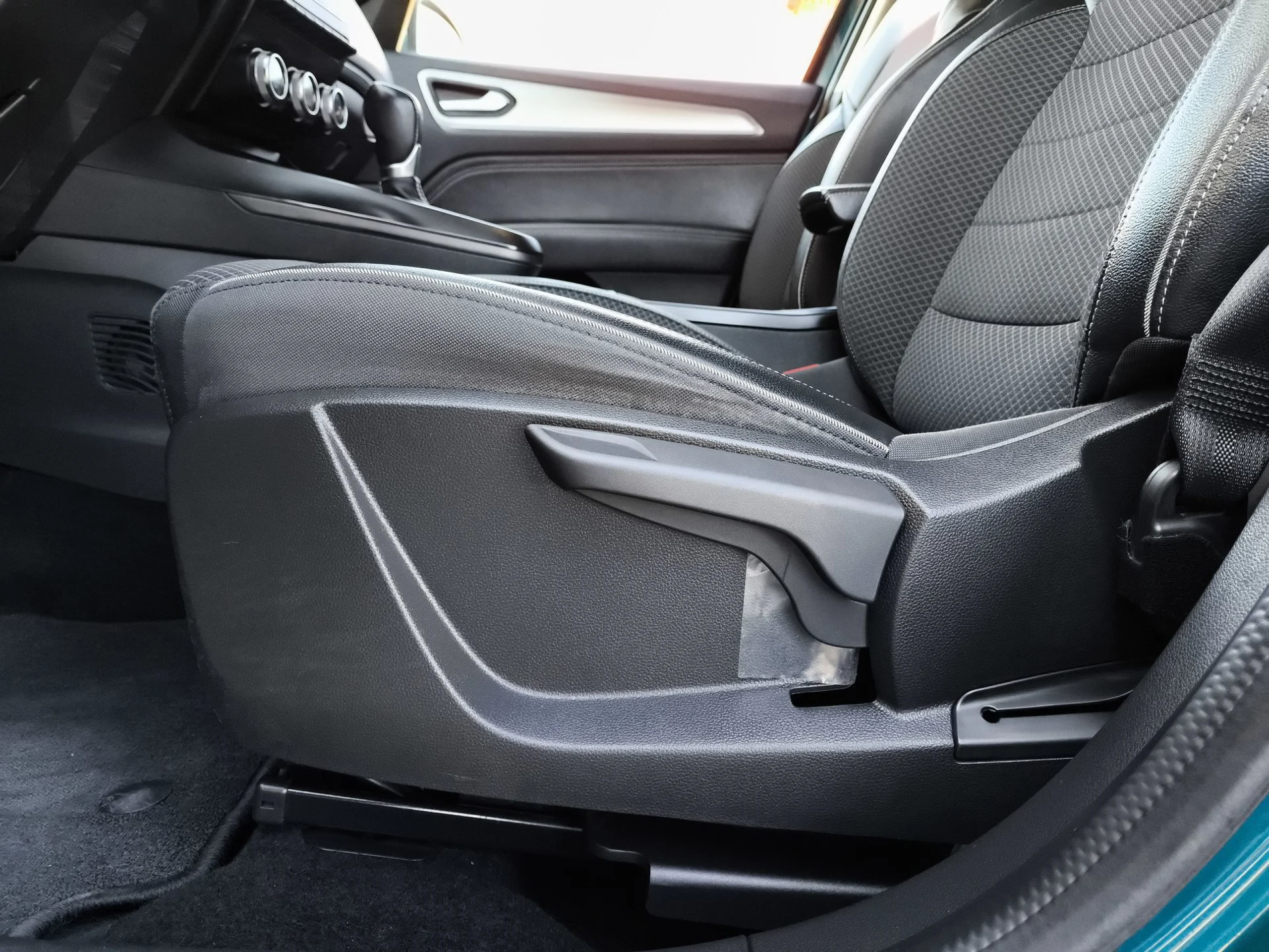 Renault Arkana Zen TCe 103 kW (140 CV) EDC Microhíbrido - Foto 9