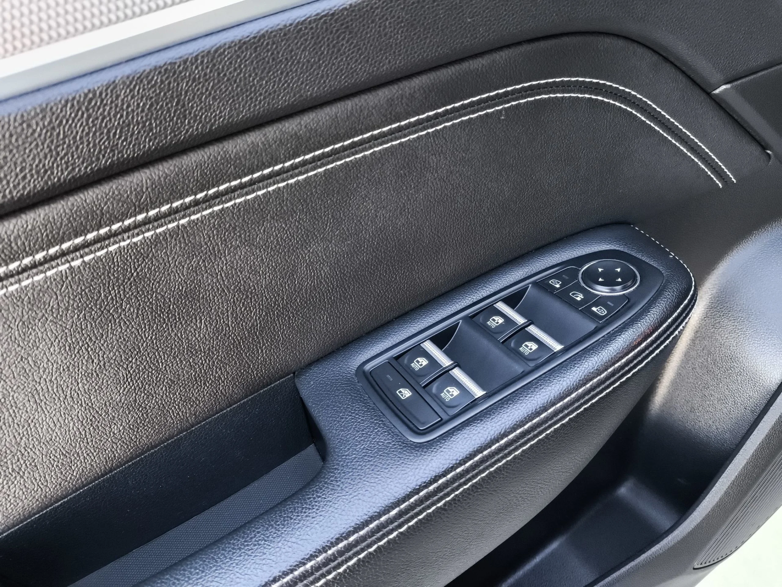 Renault Arkana Zen TCe 103 kW (140 CV) EDC Microhíbrido - Foto 10