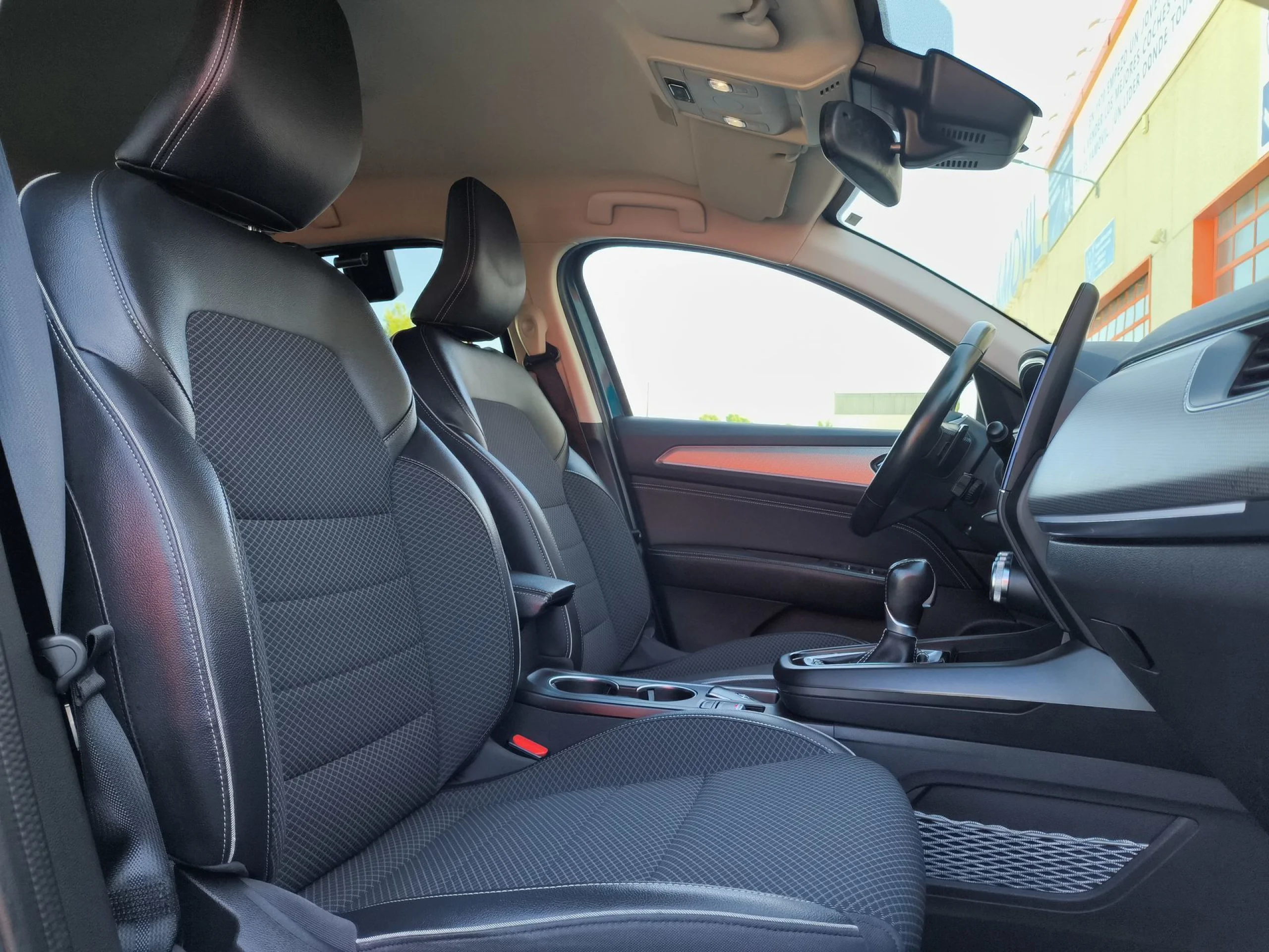 Renault Arkana Zen TCe 103 kW (140 CV) EDC Microhíbrido - Foto 25