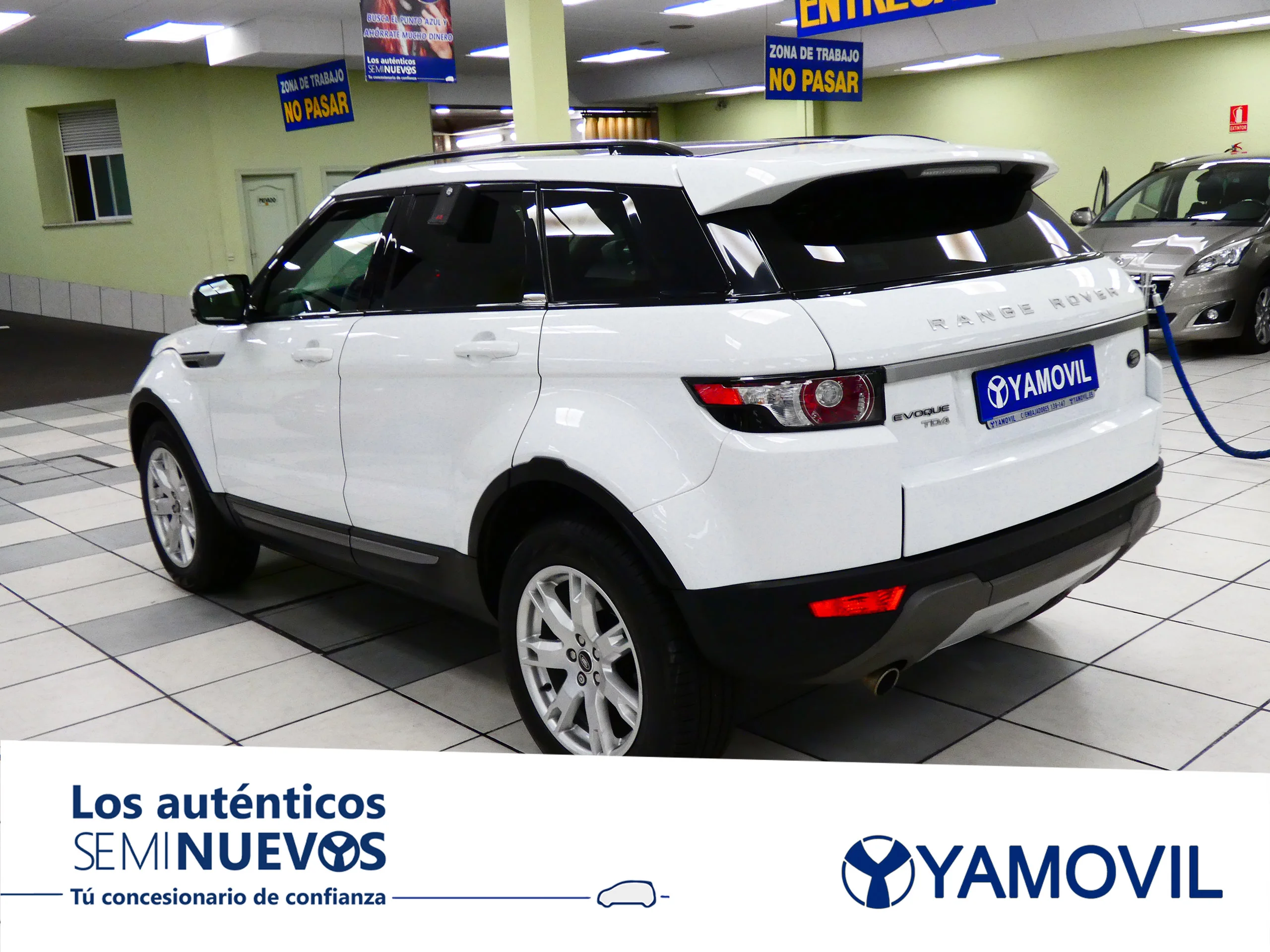 Land Rover Range Rover Evoque 2.2 TD4 DYNAMIC AUT 5P - Foto 4