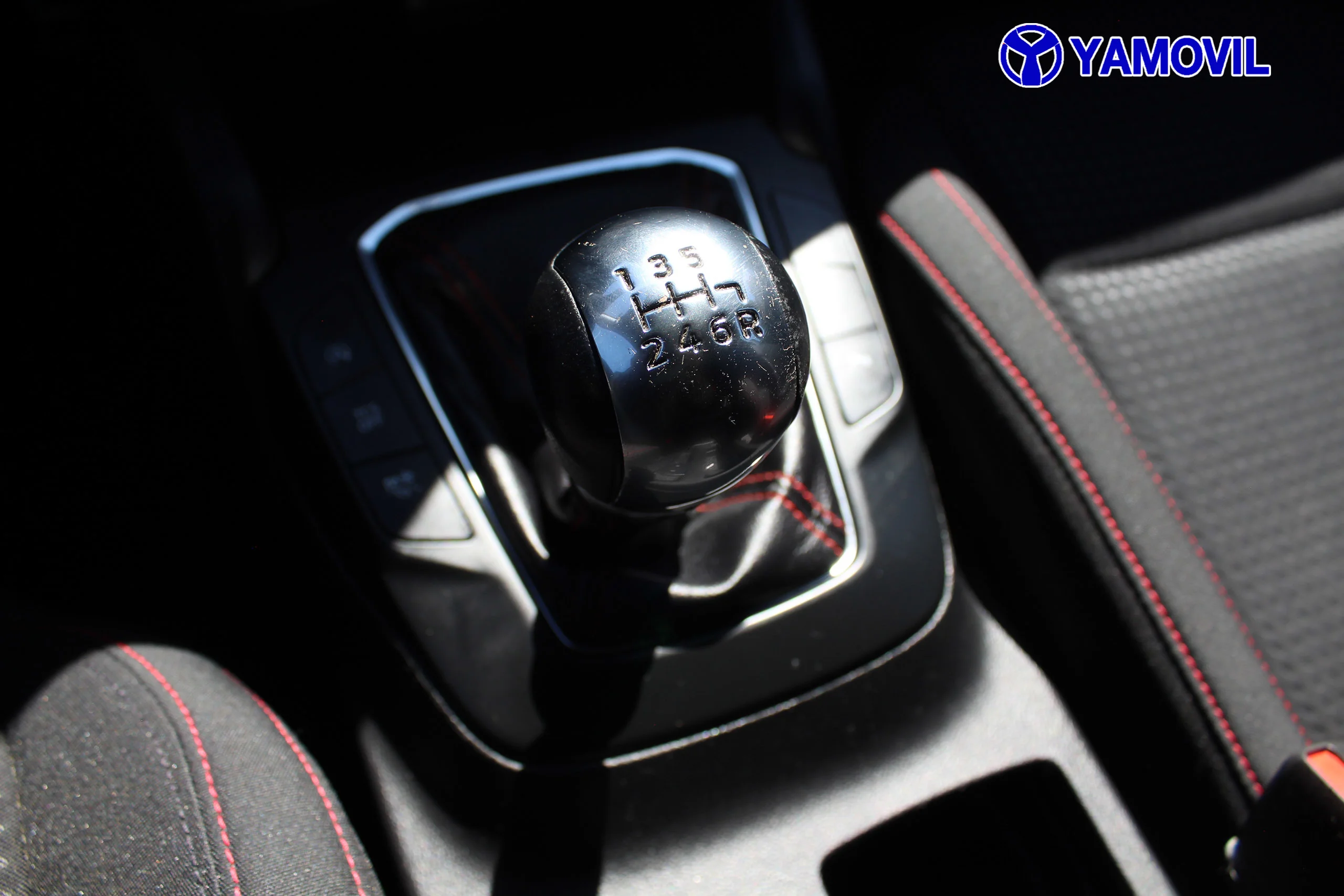 Ford Focus 1.0 Ecoboost SANDS ST-Line 92 kW (125 CV) - Foto 34
