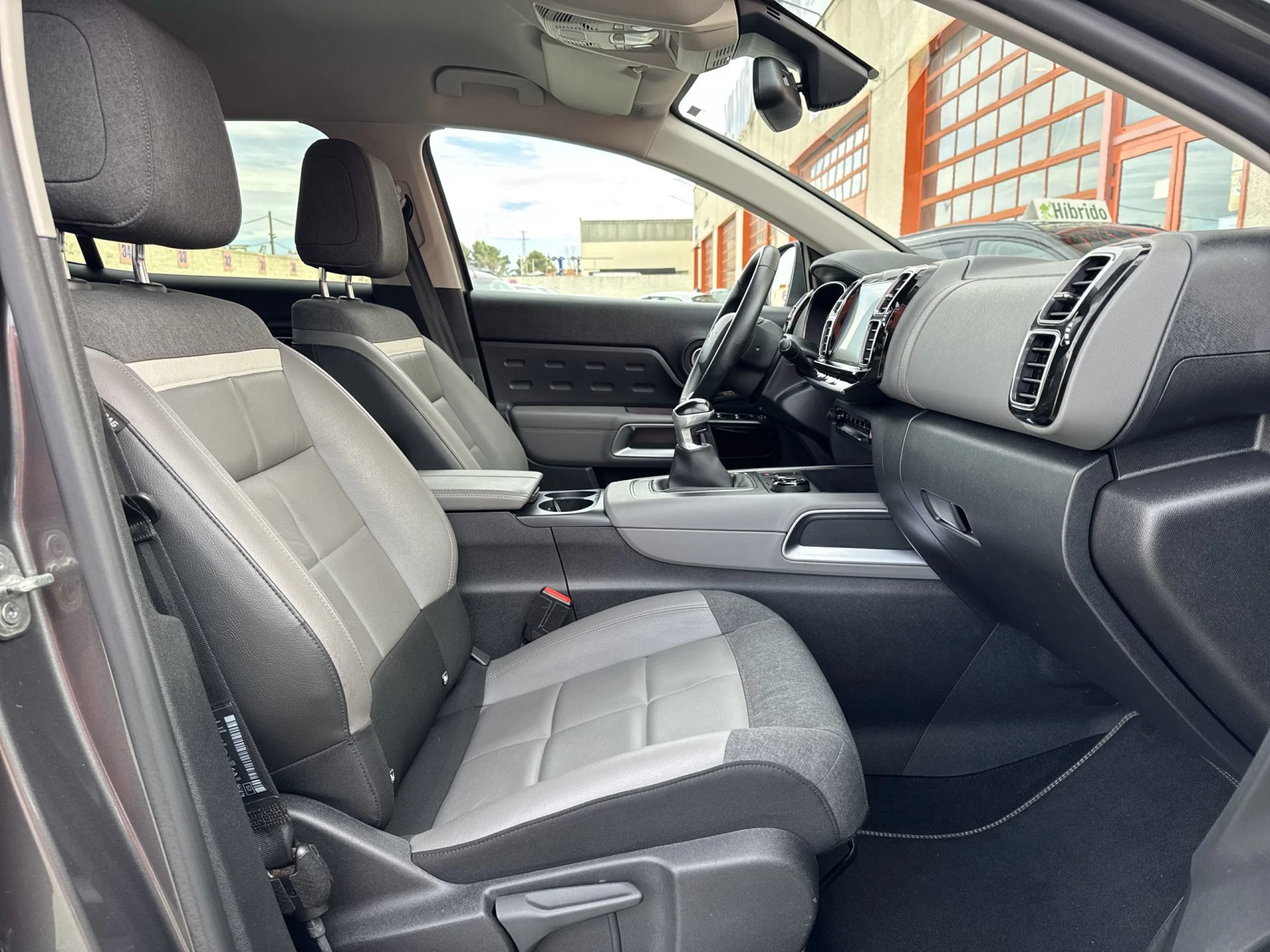 Citroen C5 Aircross BlueHdi 130 SANDS Shine 96 kW (131 CV) - Foto 26