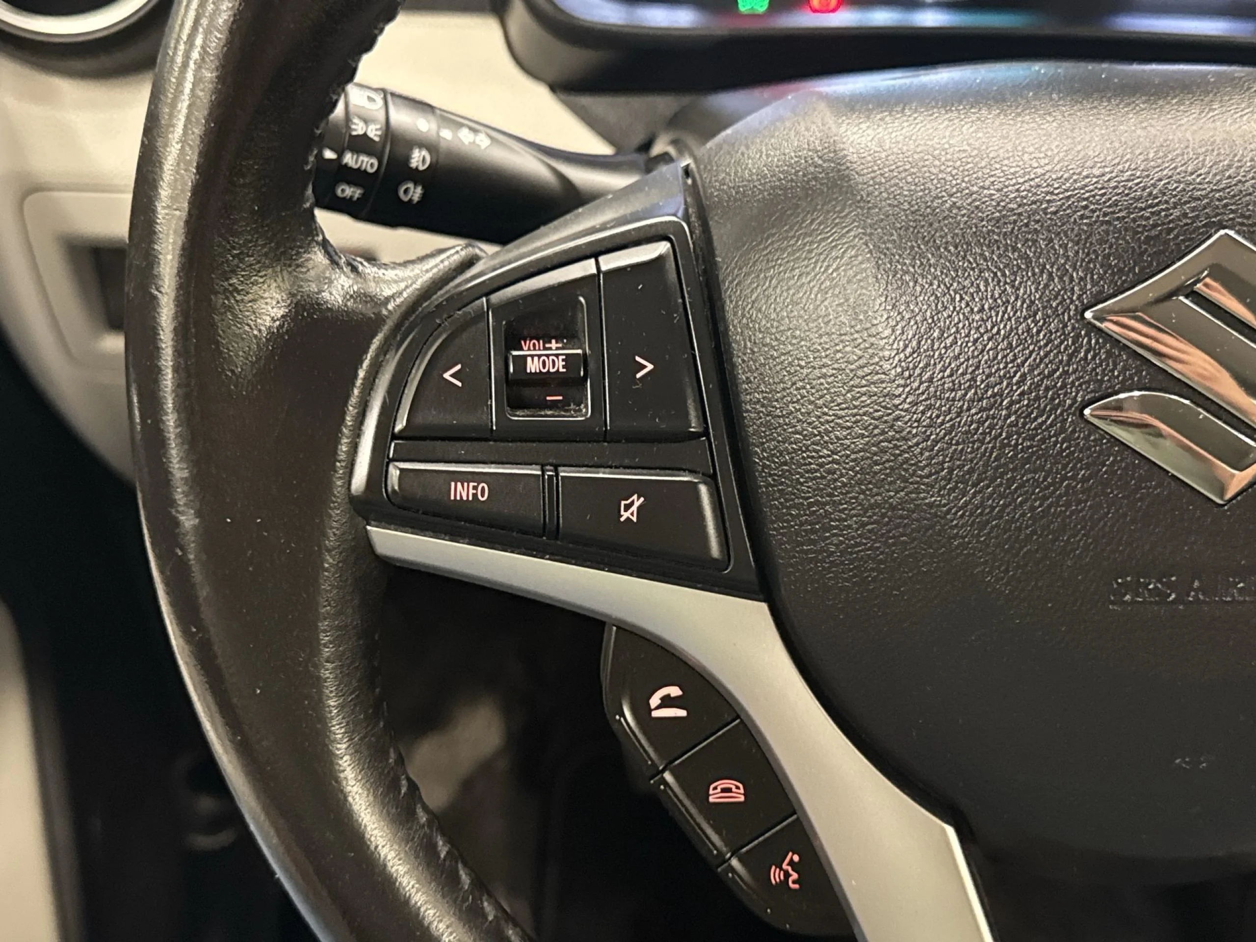 Suzuki Ignis 1.2 GLX SHVS 66 kW (90 CV) - Foto 14