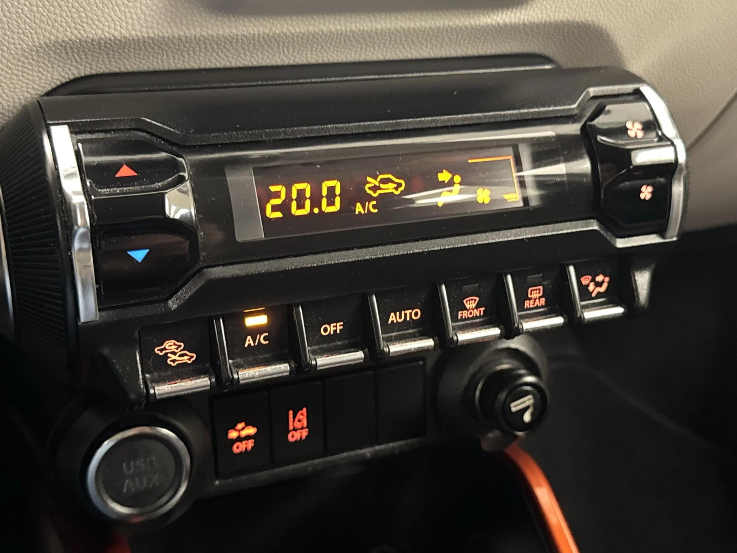 Suzuki Ignis 1.2 GLX SHVS 66 kW (90 CV) - Foto 24