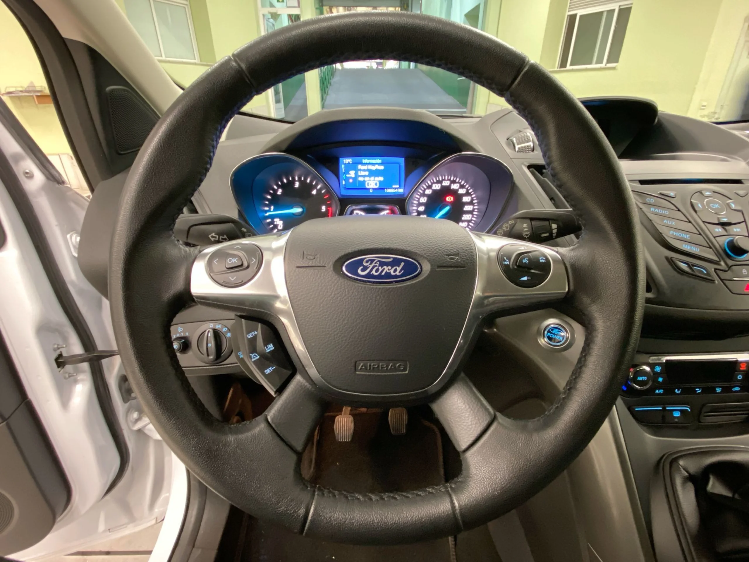 Ford Kuga 2.0 TDCI SANDS Trend 4x2 110 kW (150 CV) - Foto 11