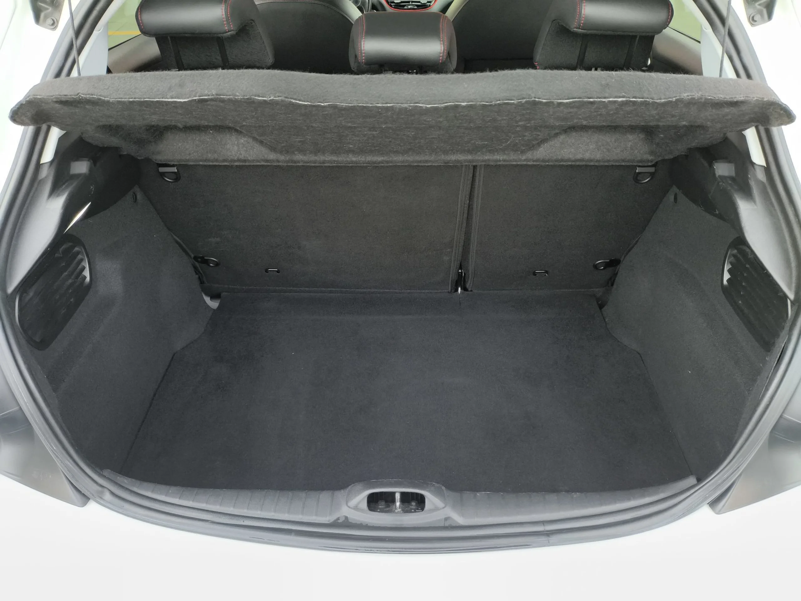 Peugeot 208 1.2 PureTech GT Line 81 kW (110 CV) - Foto 19
