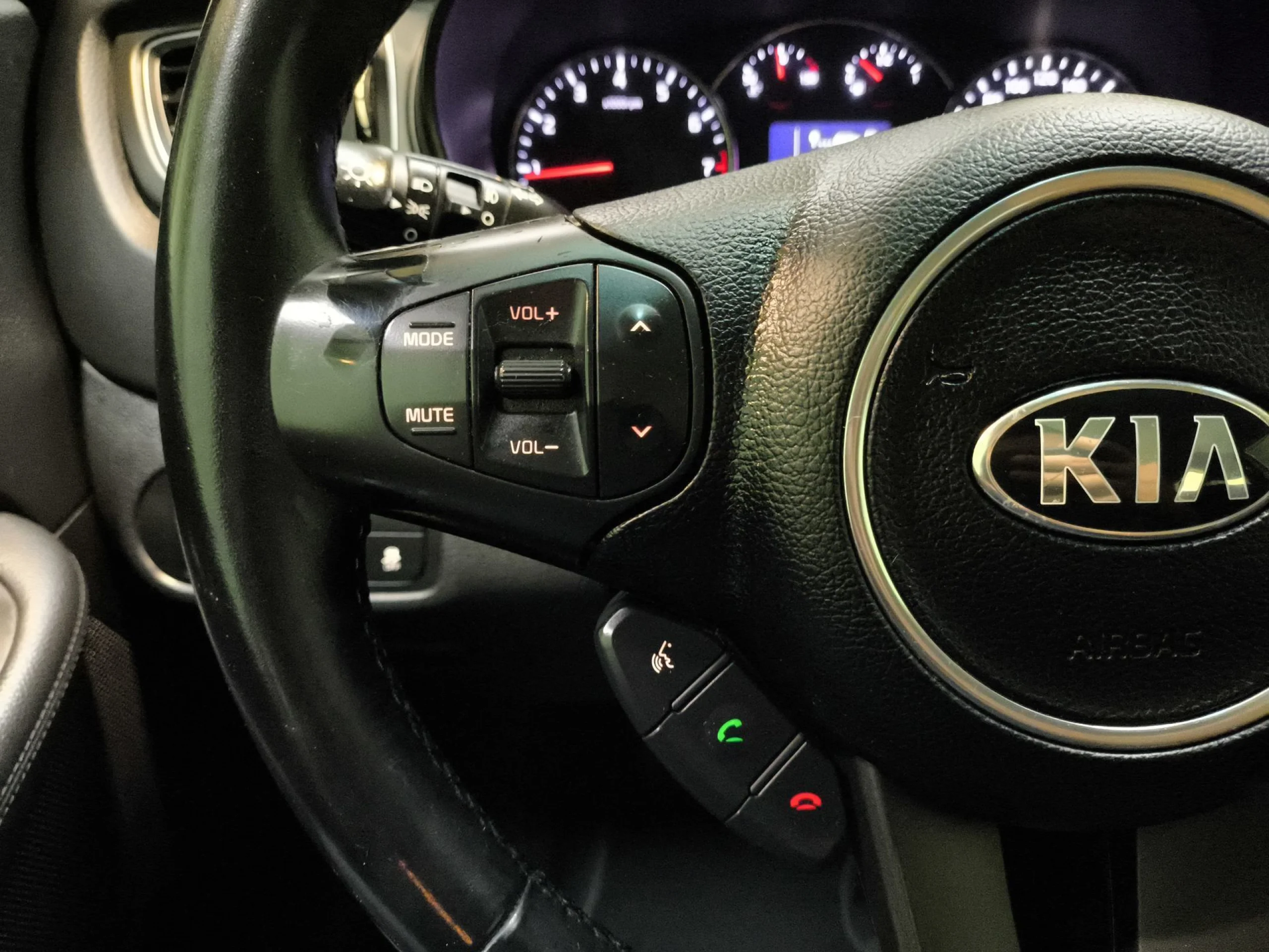 Kia Carens 1.6 GDi Concept 99 kW (135 CV) - Foto 13