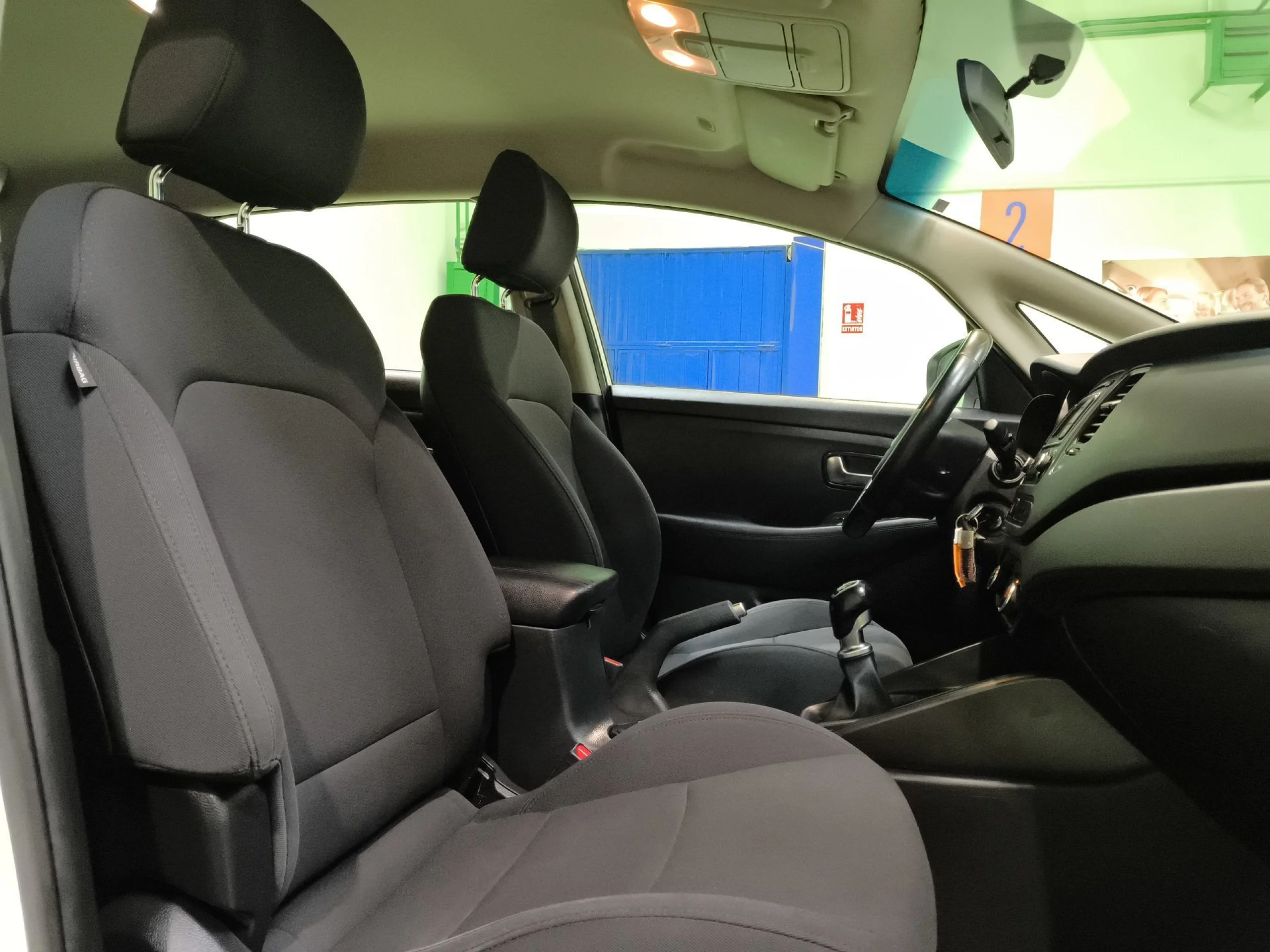 Kia Carens 1.6 GDi Concept 99 kW (135 CV) - Foto 27