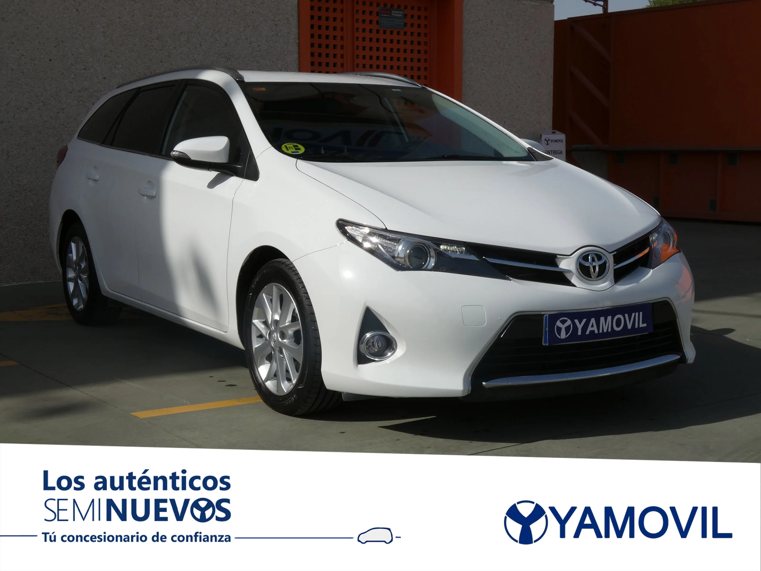 Toyota Auris 120D ACTIVE TOURNING SPORTS 5P - Foto 3