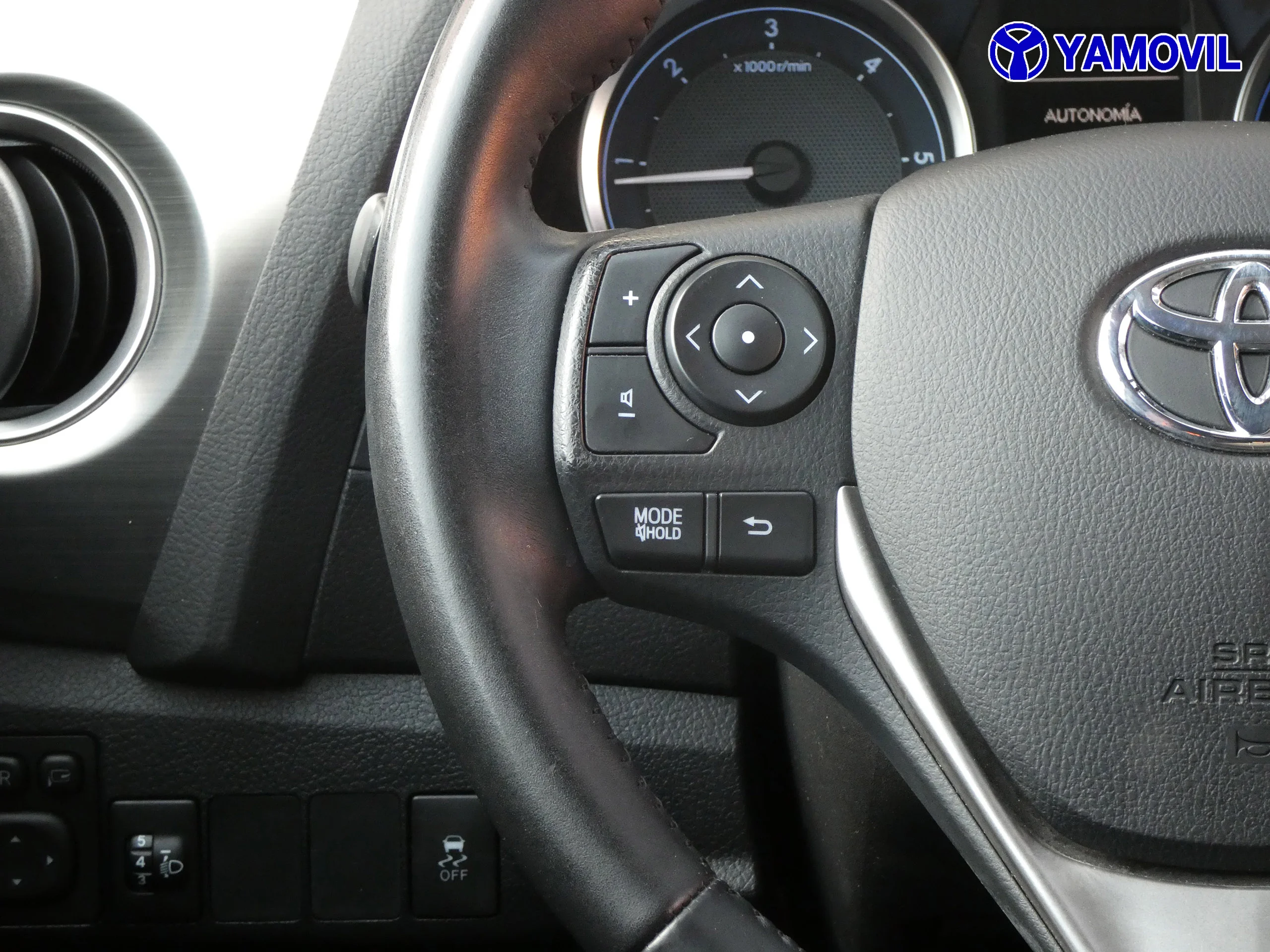 Toyota Auris 120D ACTIVE TOURNING SPORTS 5P - Foto 19