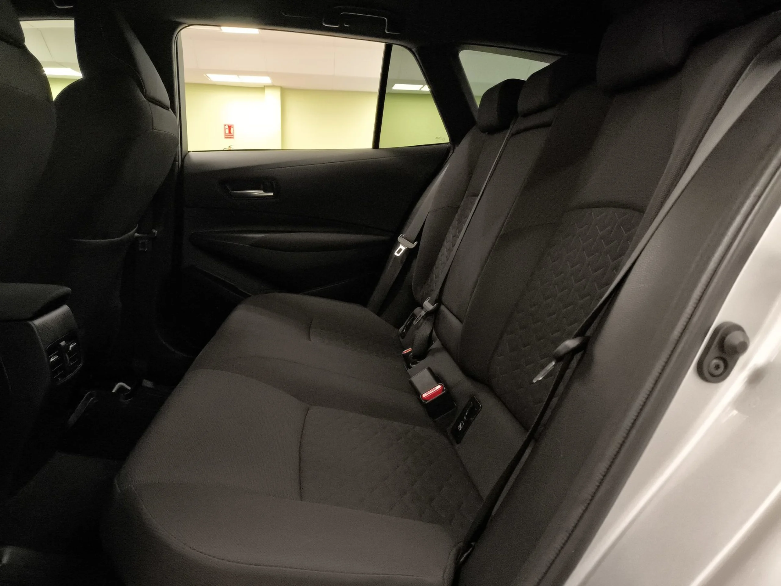 Toyota Corolla Touring Sports 125H Active Tech E-CVT 90 kW (122 CV) - Foto 18
