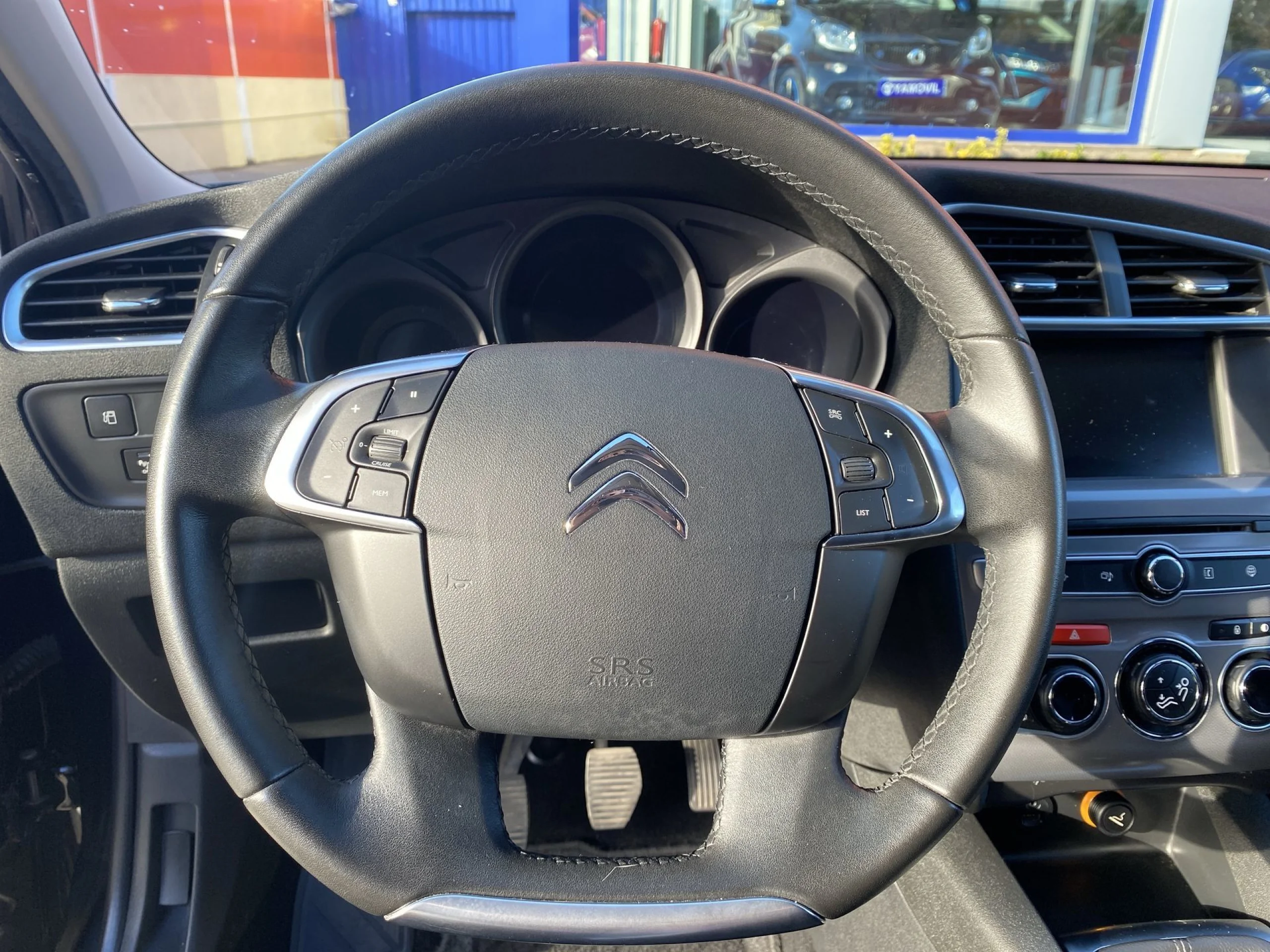Citroen C4 BlueHDi 100 Live 73 kW (100 CV) - Foto 11