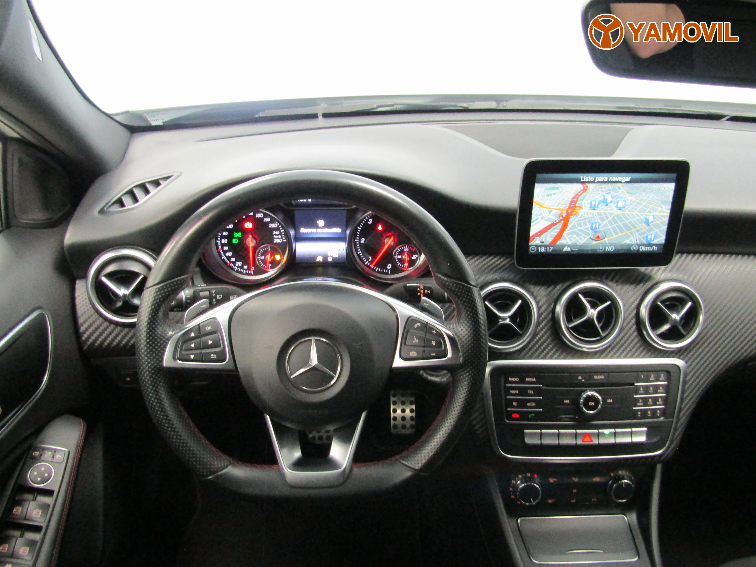 Mercedes-Benz A 200 d AMG LINE Aut - Foto 17