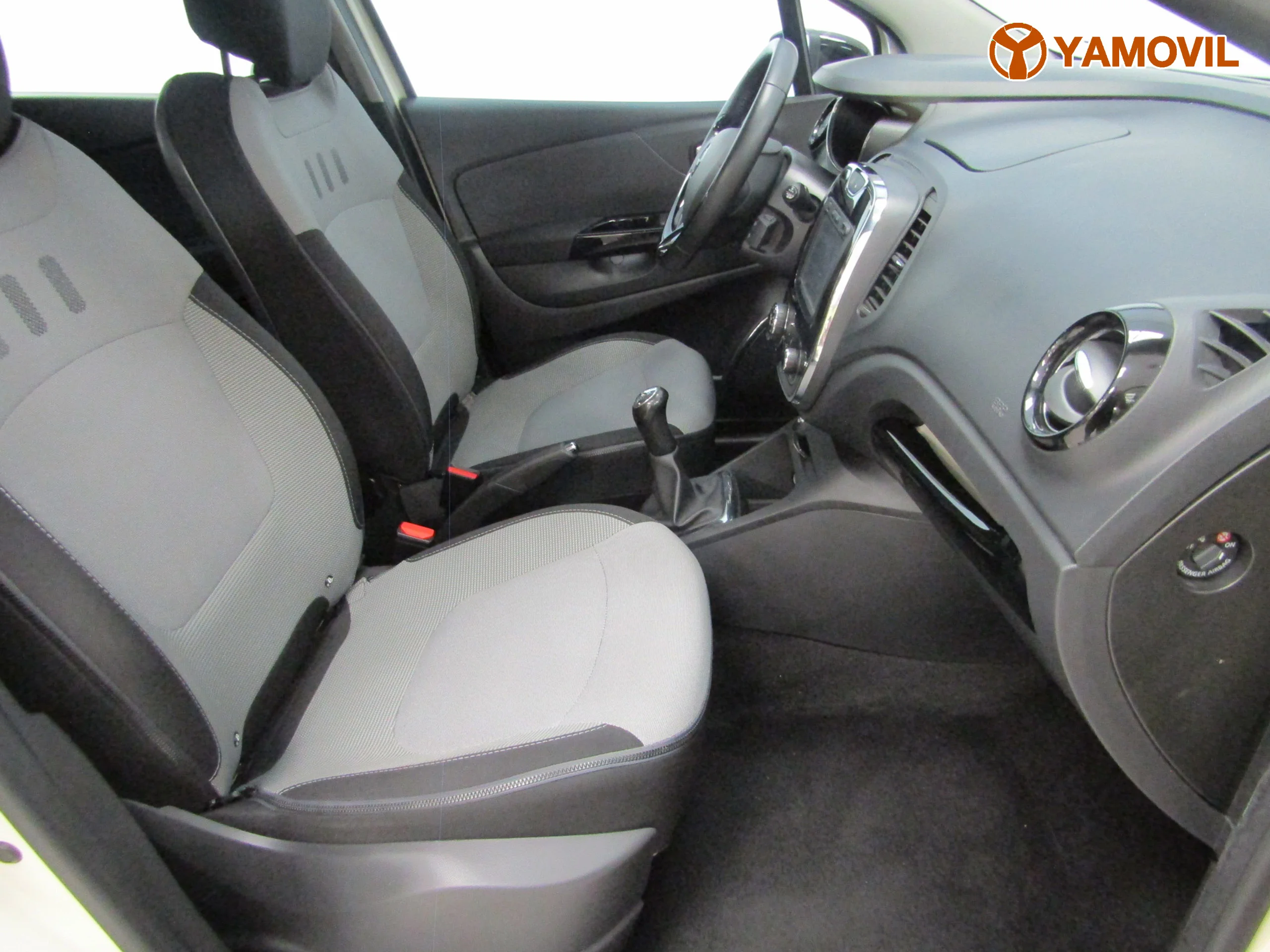 Renault Captur 1.5 DCI ZEN 90CV MANUAL - Foto 13