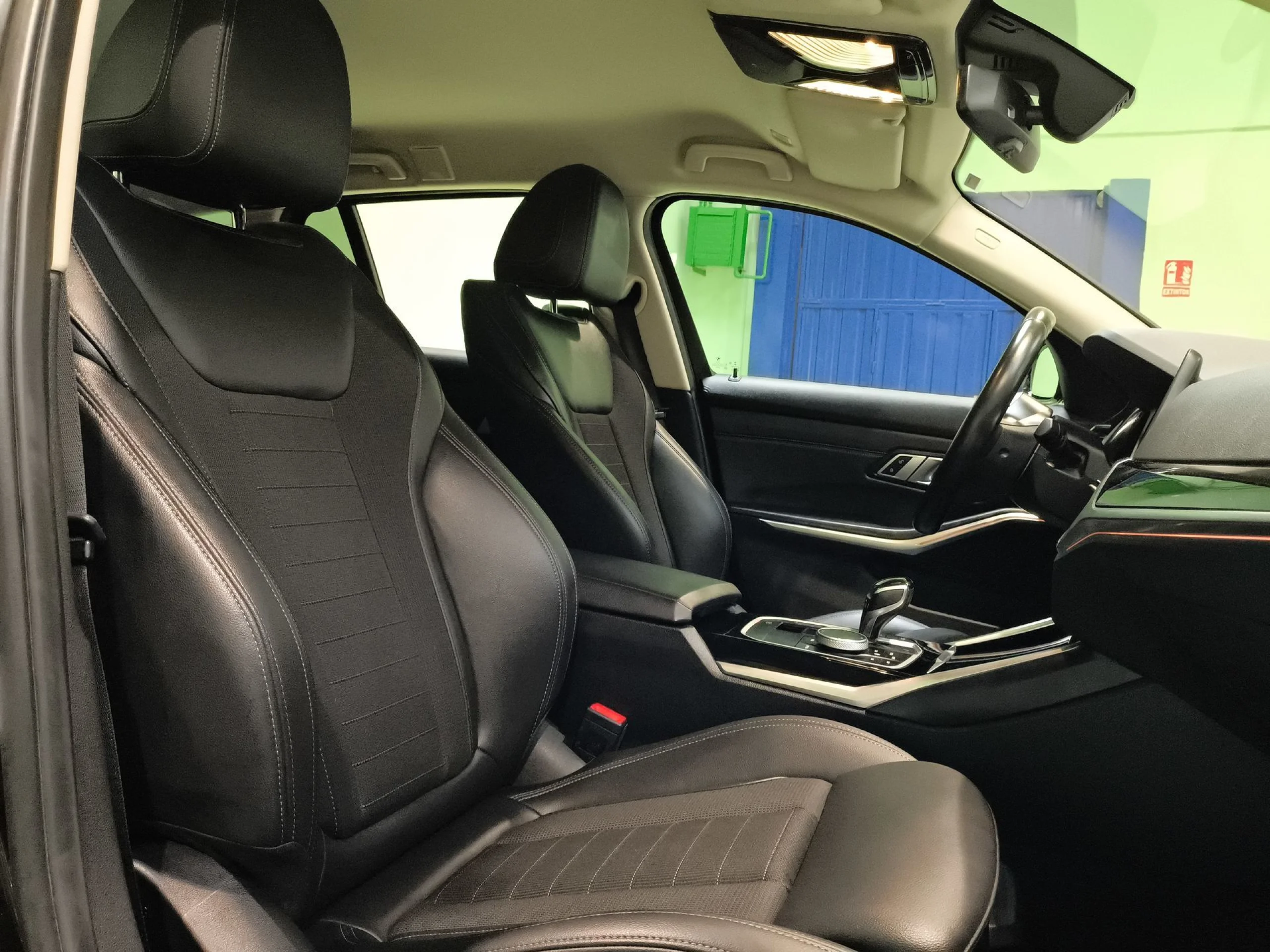 BMW Serie 3 320d Touring 140 kW (190 CV) - Foto 26