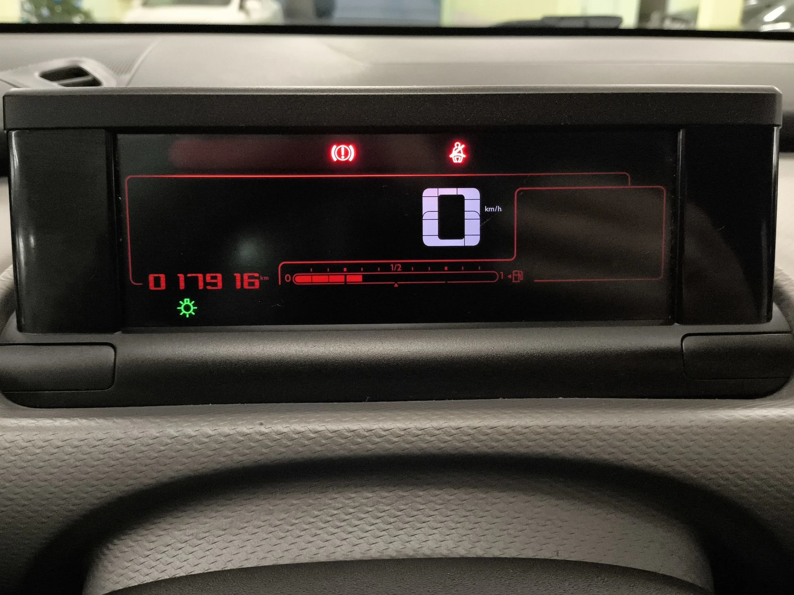 Citroen C4 Cactus PureTech 110 SANDS Feel 81 kW (110 CV) - Foto 12