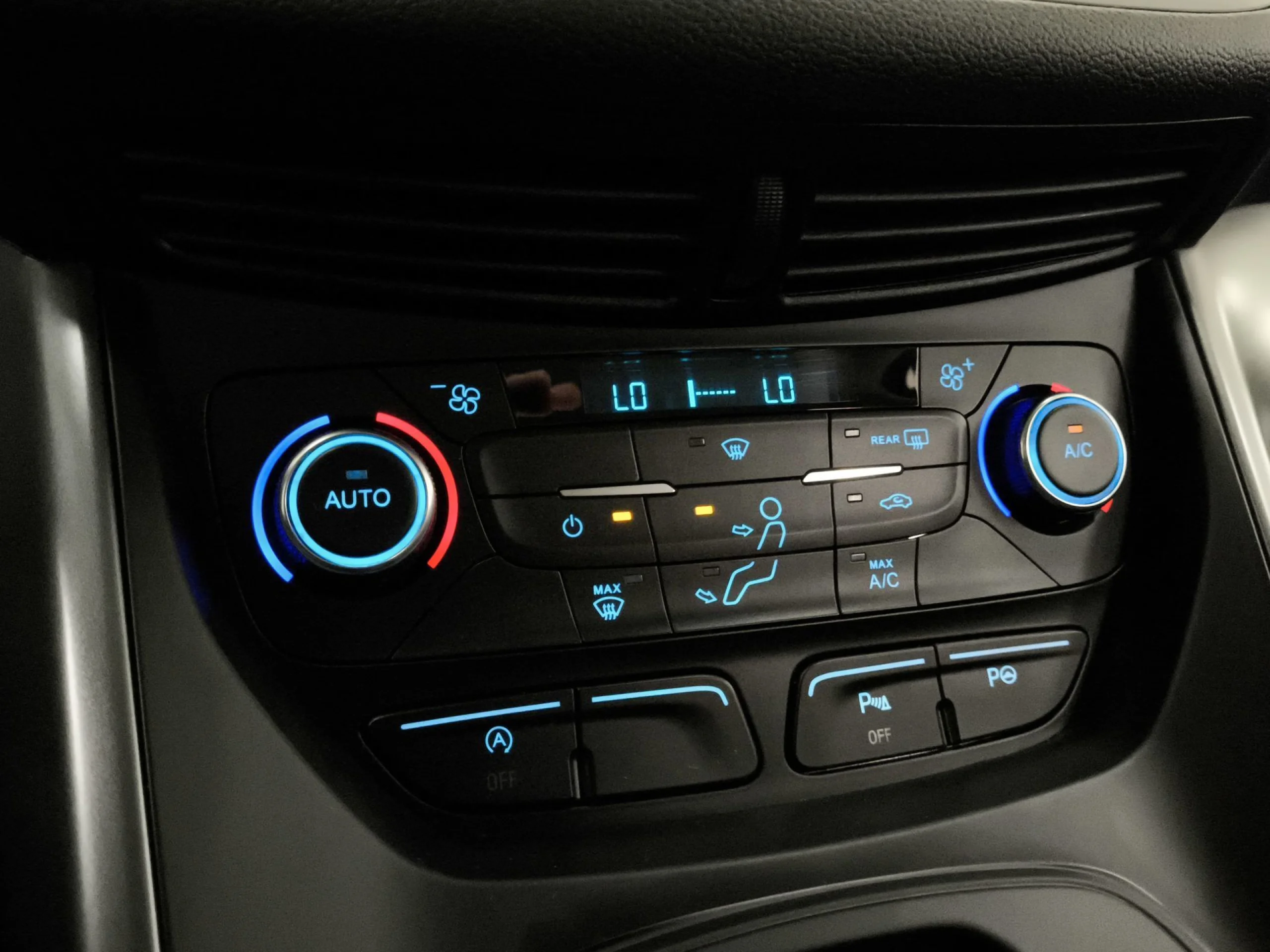 Ford Kuga 1.5 EcoBoost Trend+ 4x2 Auto 110 kW (150 CV) - Foto 15