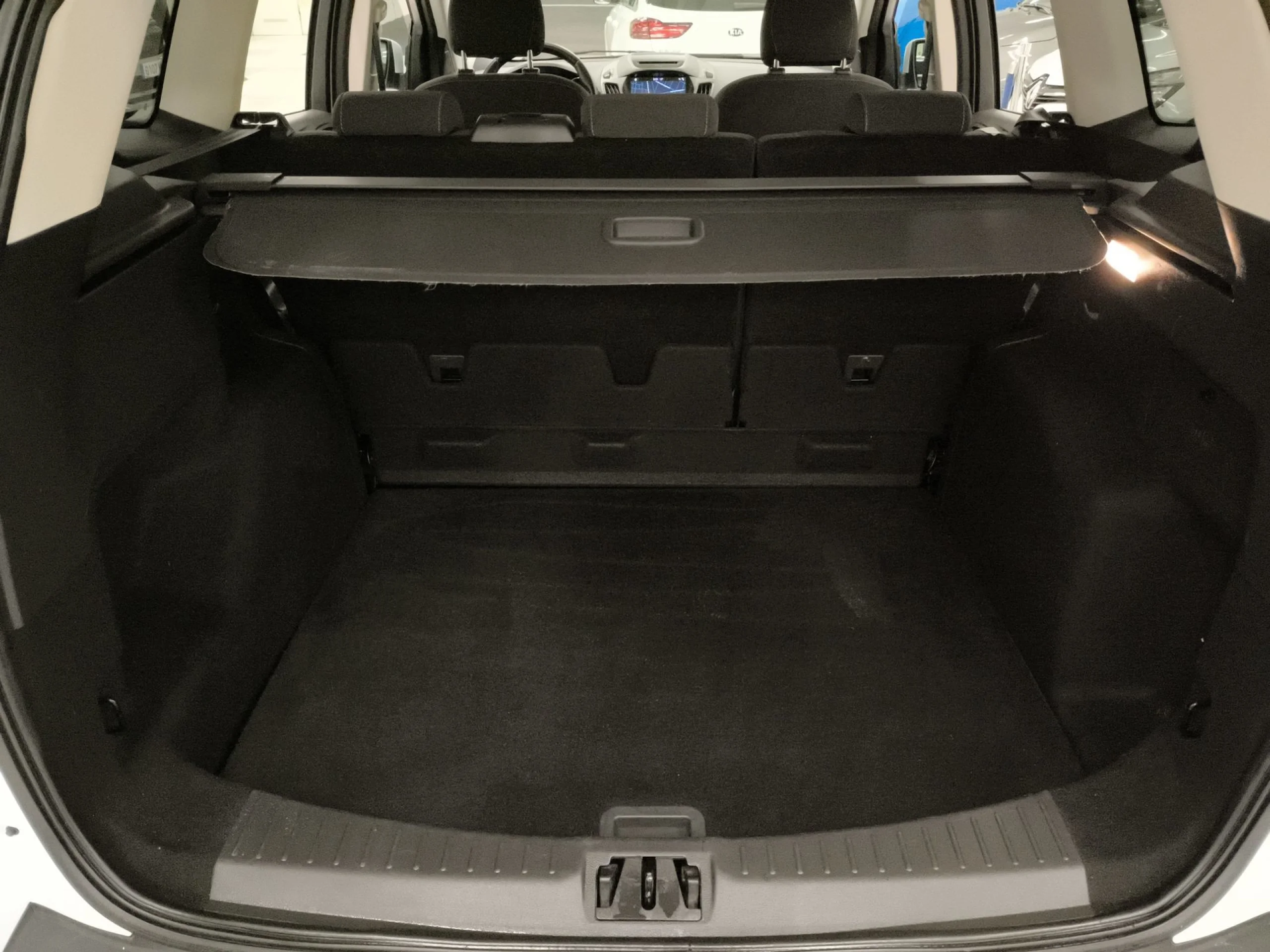 Ford Kuga 1.5 EcoBoost Trend+ 4x2 Auto 110 kW (150 CV) - Foto 19