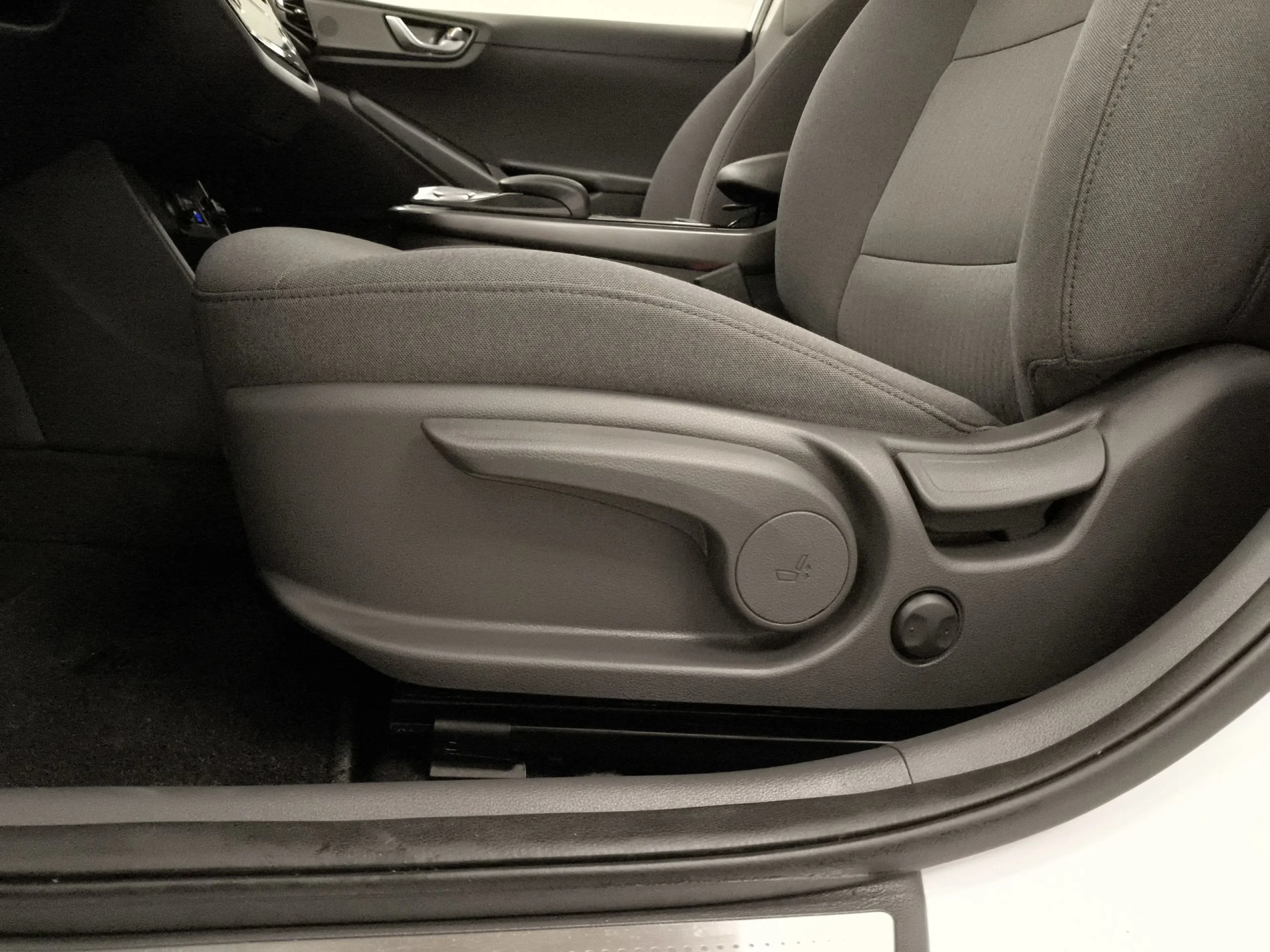 Hyundai IONIQ EV Tecno 88 kW (120 CV) - Foto 9