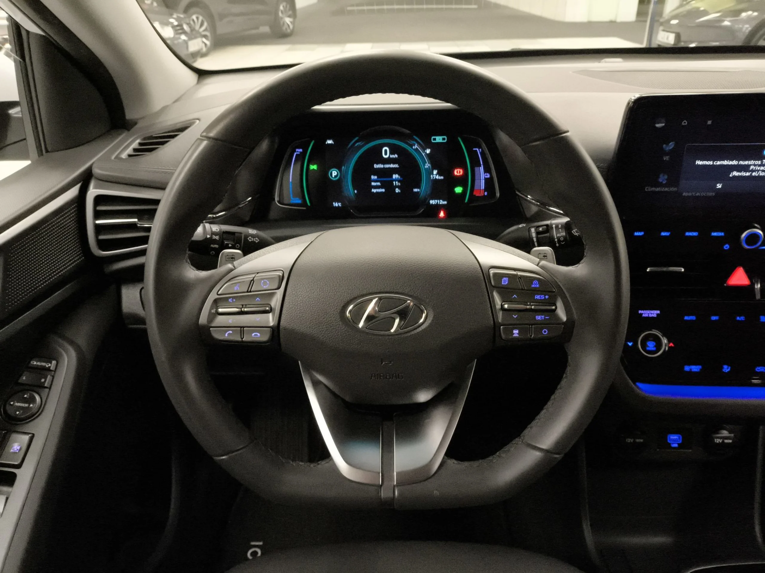 Hyundai IONIQ EV Tecno 88 kW (120 CV) - Foto 11