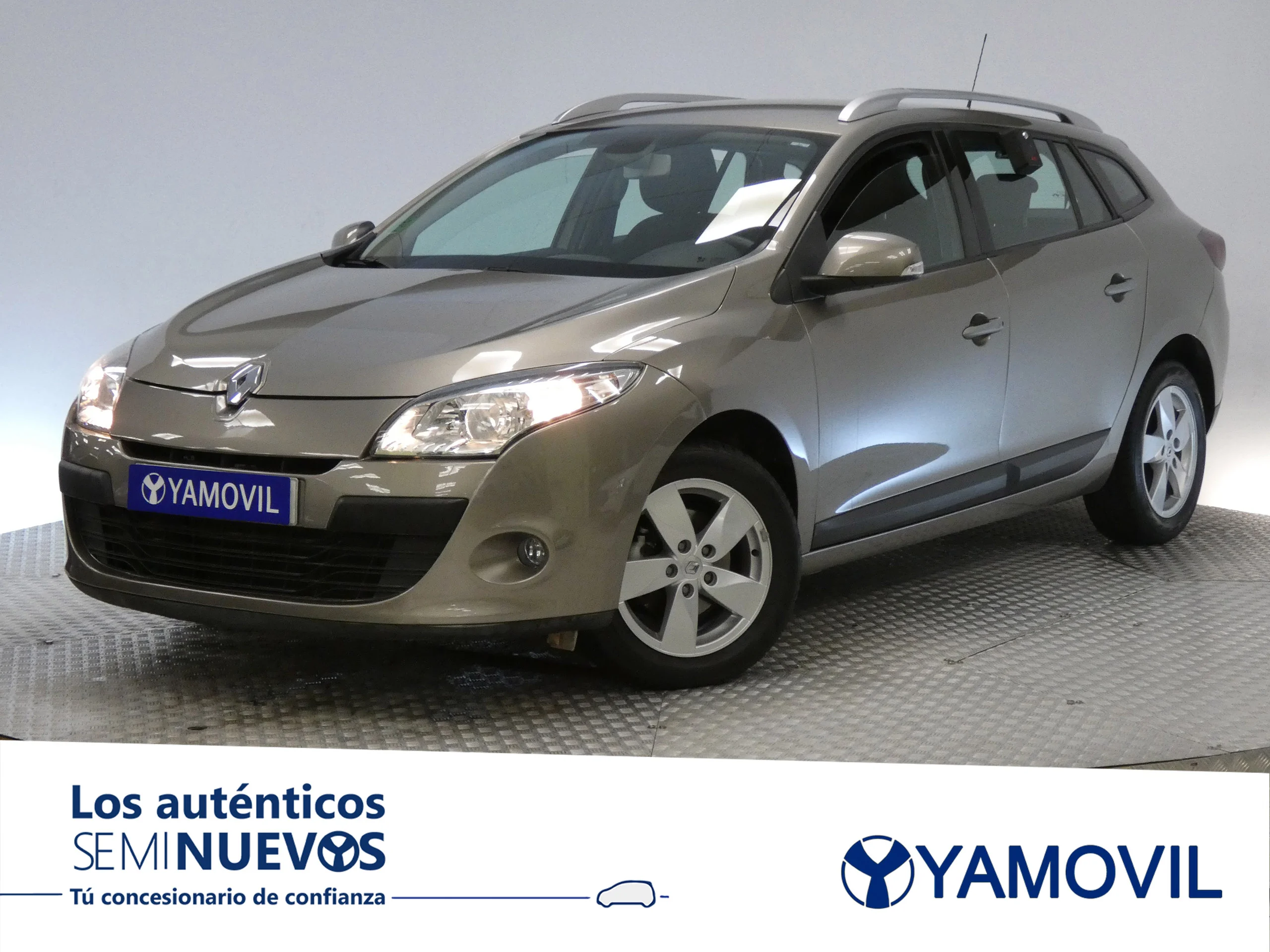 Renault Megane SPORT TOURER 1.6 16V DYNAMIQUE - Foto 1