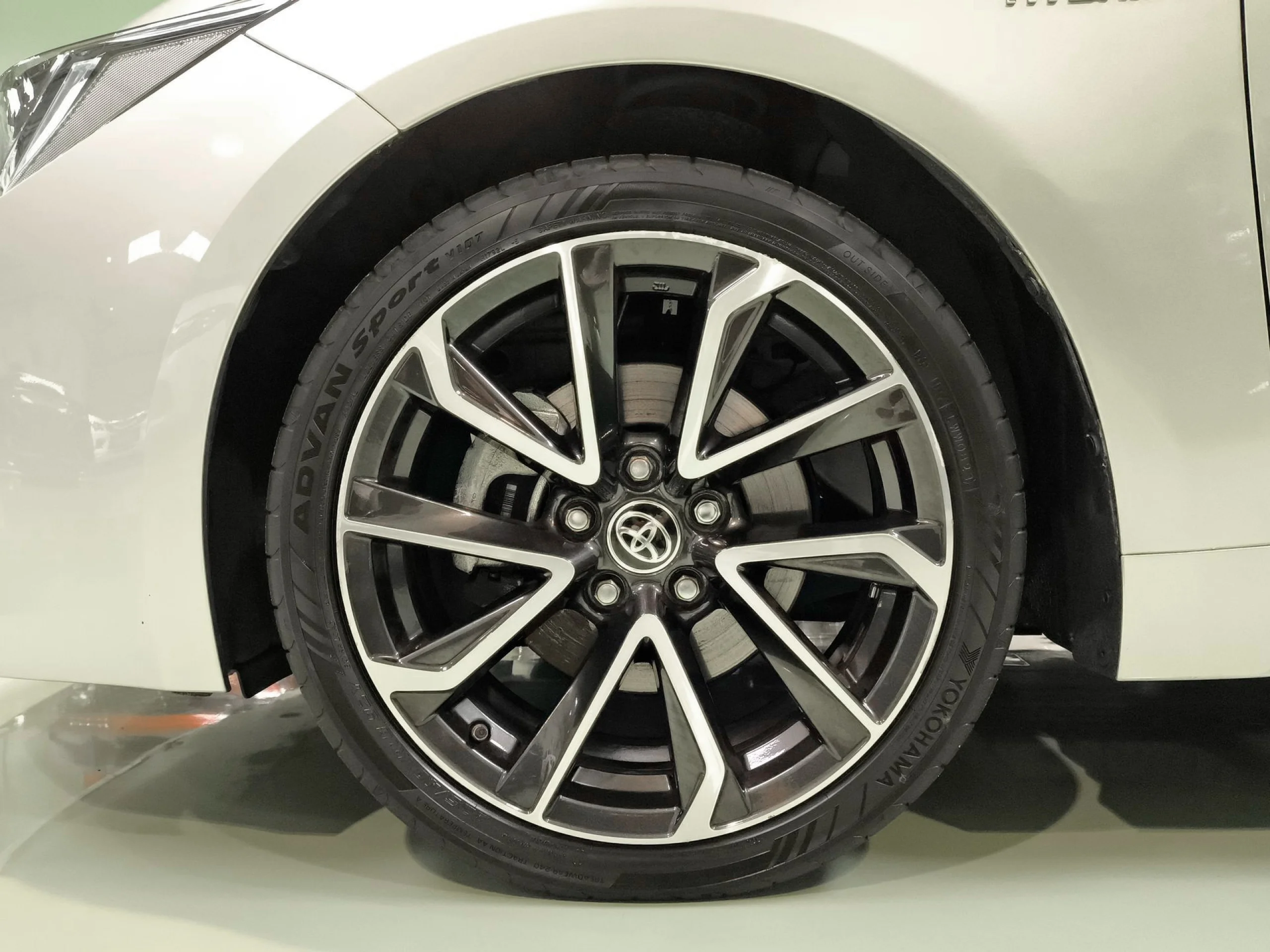 Toyota Corolla 180H FEEL! E-CVT 132 kW (180 CV) - Foto 10
