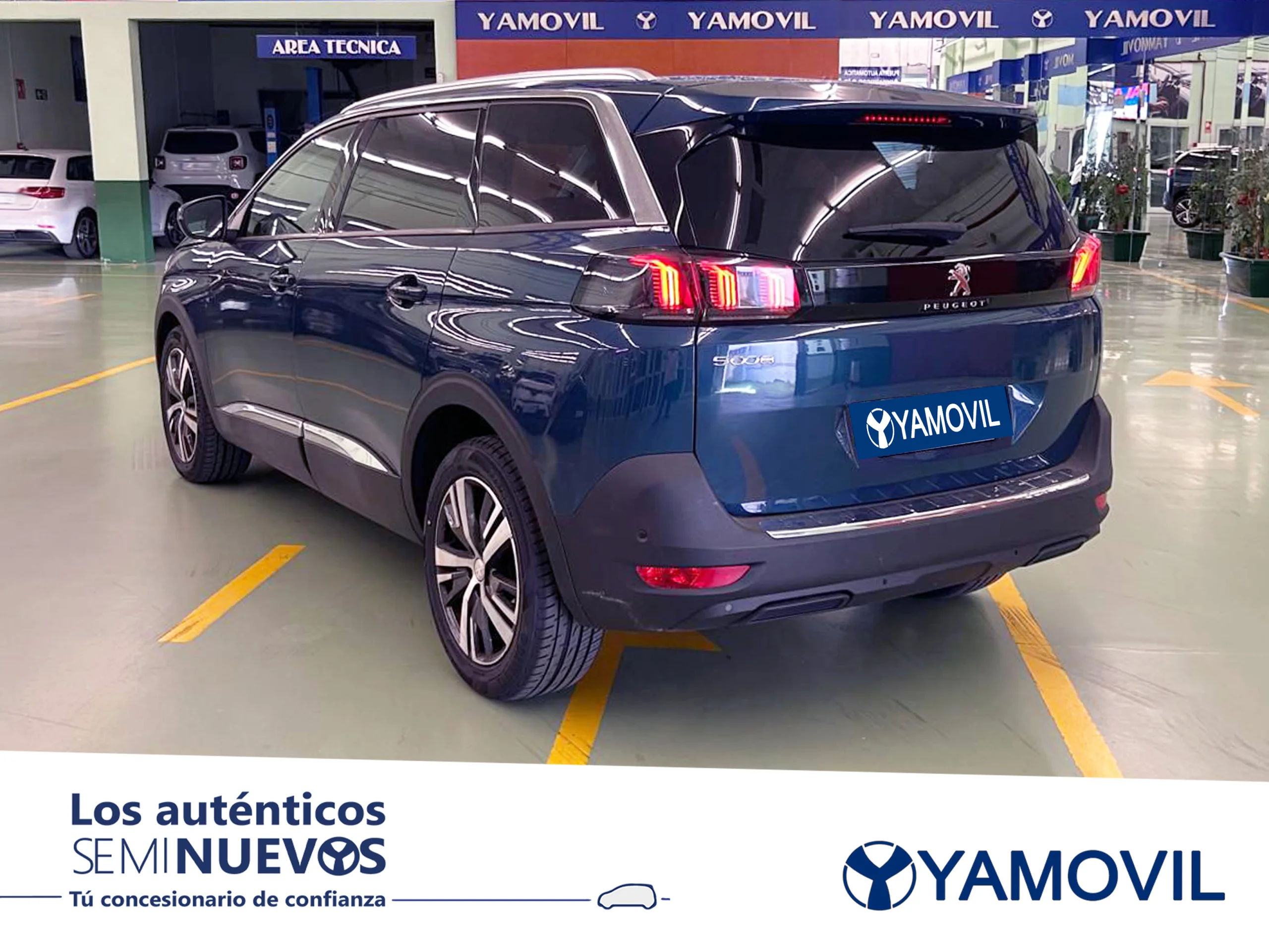 Peugeot 5008 PureTech 130 SANDS Allure Pack EAT8 96 kW (130 CV) - Foto 4